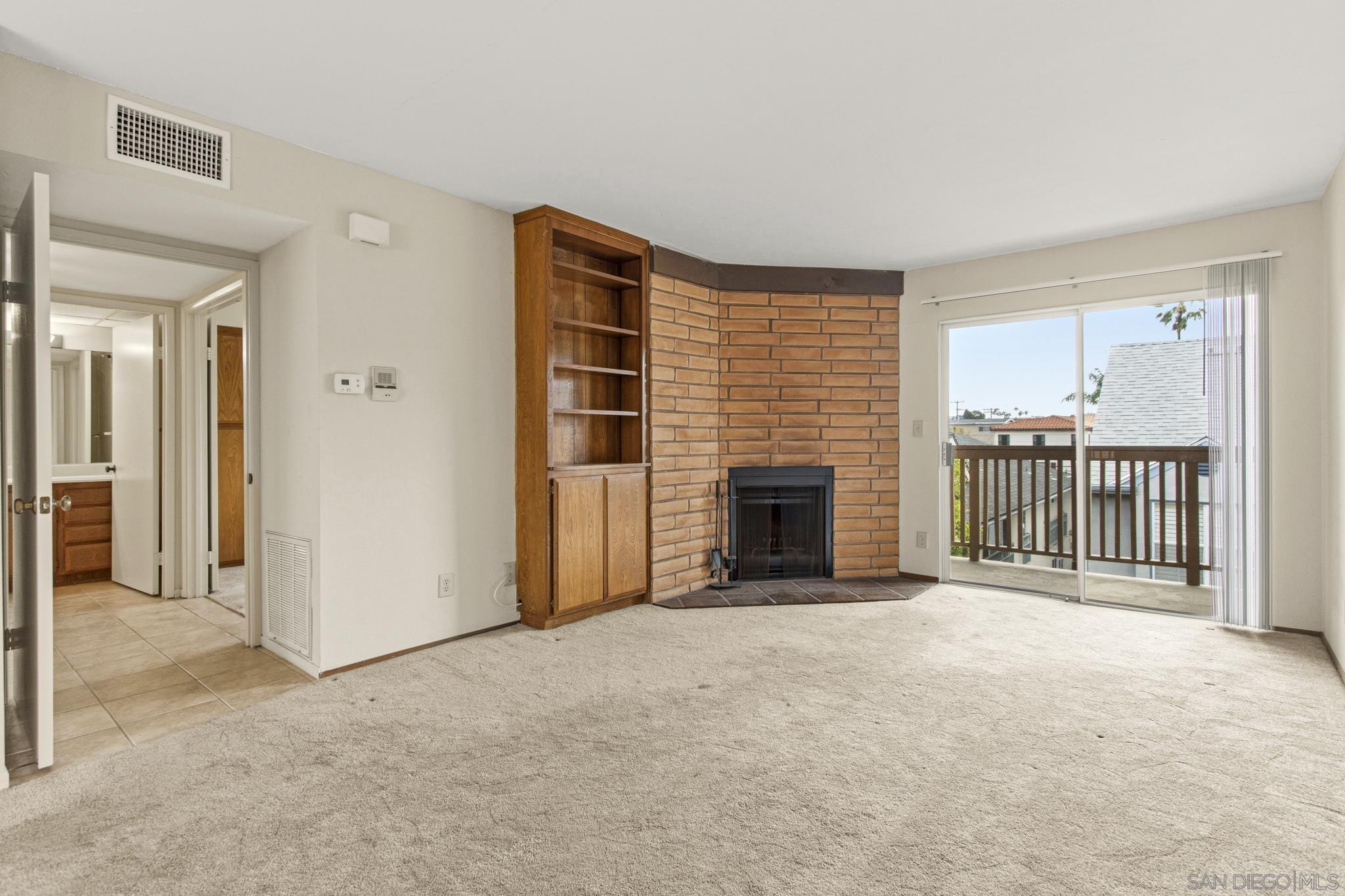 Detail Gallery Image 23 of 36 For 4069-4077  Goldfinch, San Diego,  CA 92103 - – Beds | – Baths