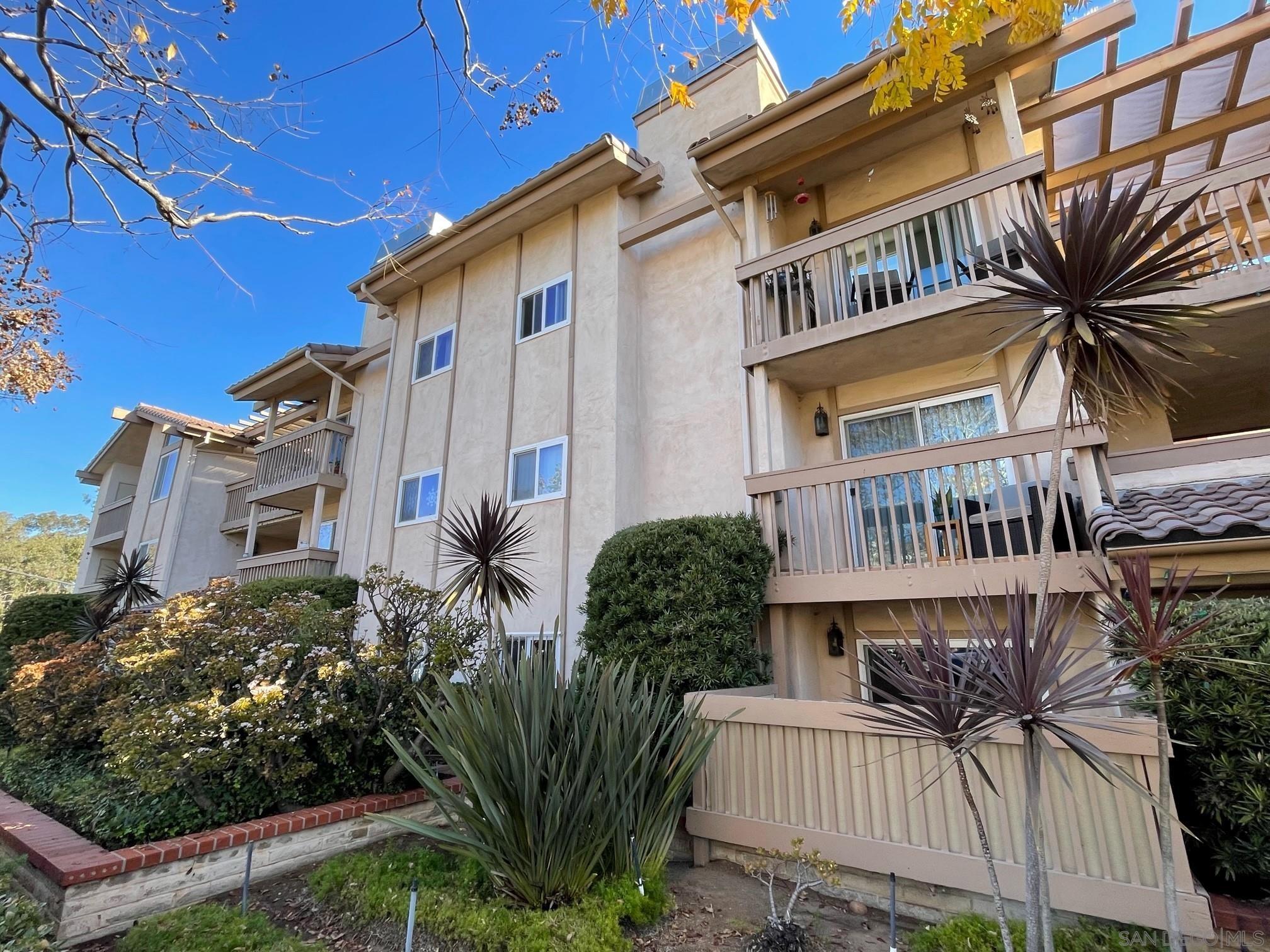 Detail Gallery Image 34 of 36 For 4069-4077  Goldfinch, San Diego,  CA 92103 - – Beds | – Baths