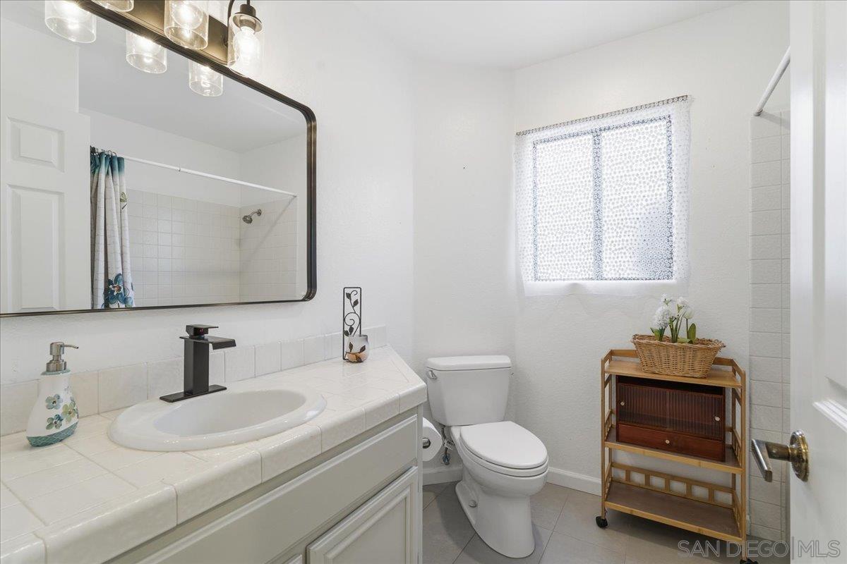 Detail Gallery Image 14 of 32 For 12141  Iron View Row, San Diego,  CA 92128 - 2 Beds | 2 Baths