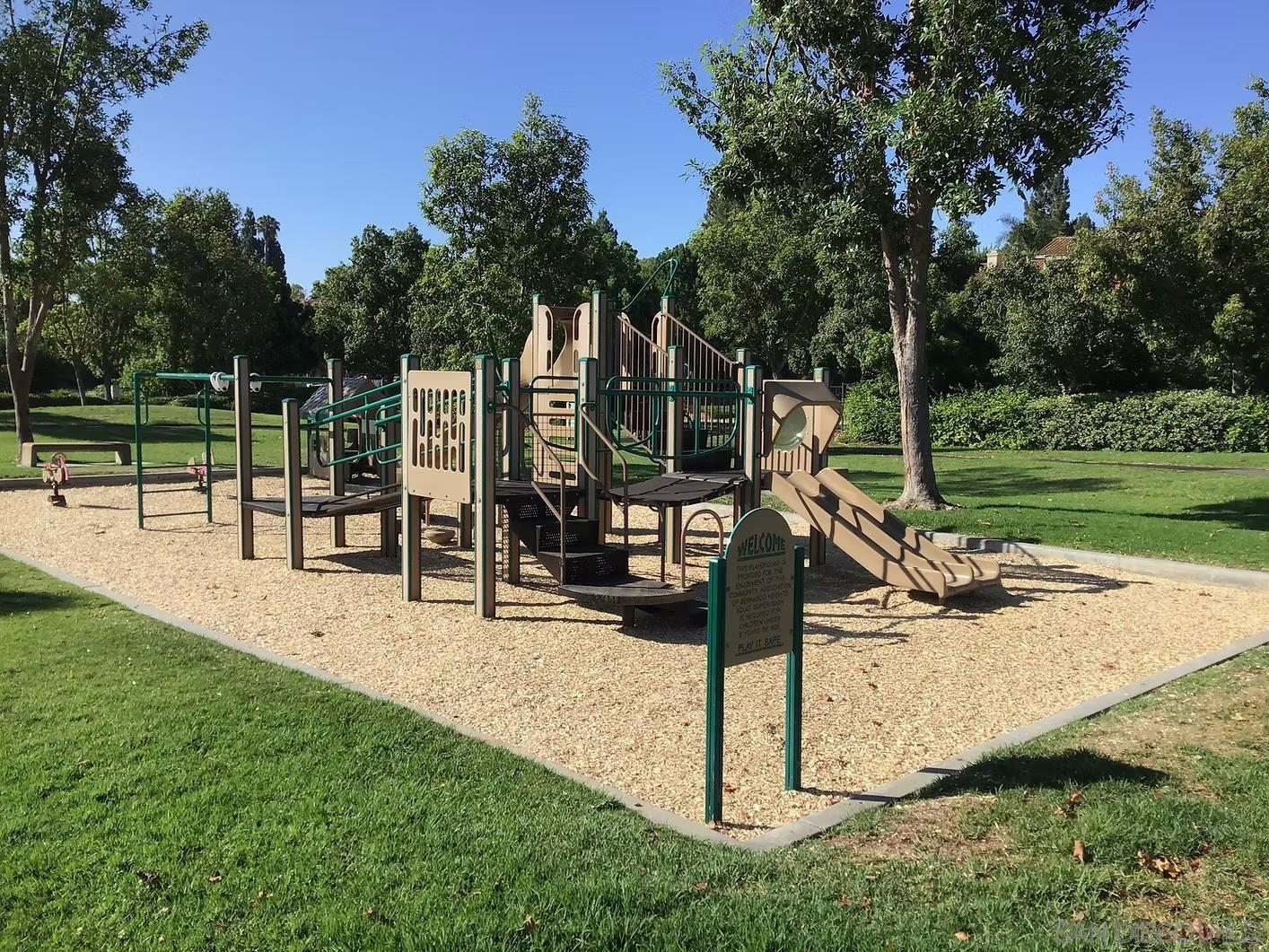 Detail Gallery Image 31 of 32 For 12141  Iron View Row, San Diego,  CA 92128 - 2 Beds | 2 Baths