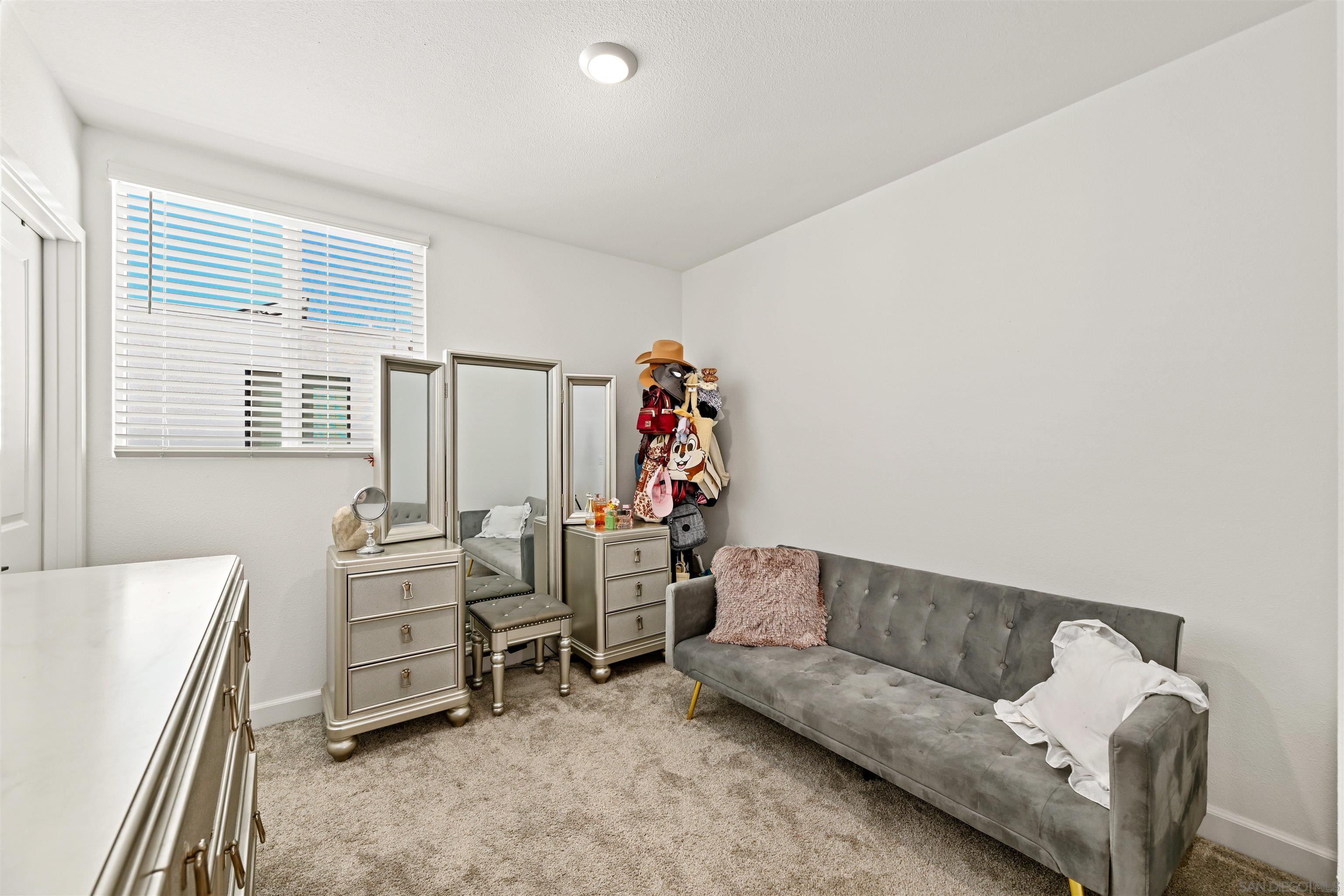 Detail Gallery Image 16 of 24 For 2066  Vela Ln, San Diego,  CA 92154 - 3 Beds | 3 Baths