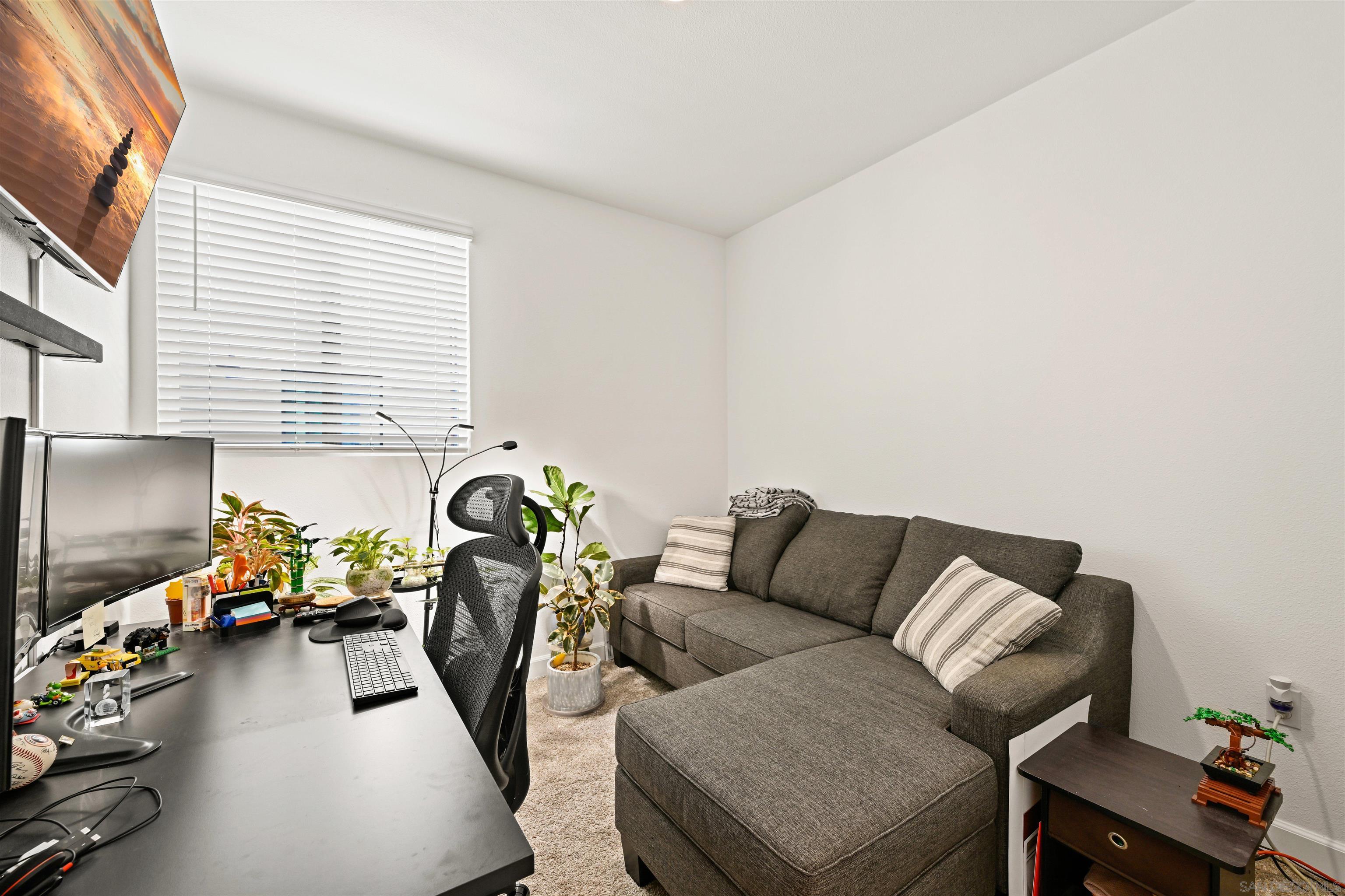 Detail Gallery Image 17 of 24 For 2066  Vela Ln, San Diego,  CA 92154 - 3 Beds | 3 Baths