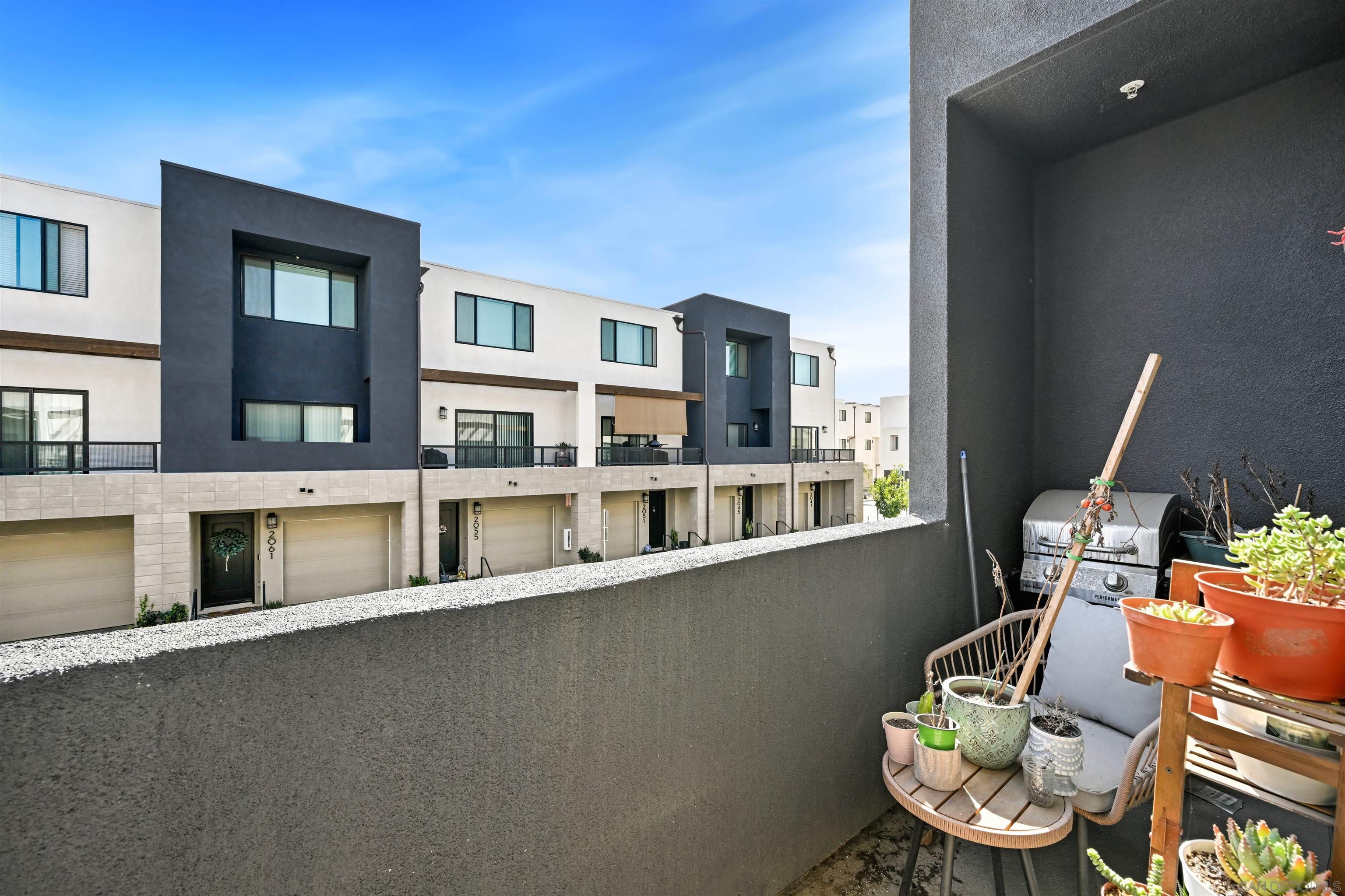 Detail Gallery Image 21 of 24 For 2066  Vela Ln, San Diego,  CA 92154 - 3 Beds | 3 Baths