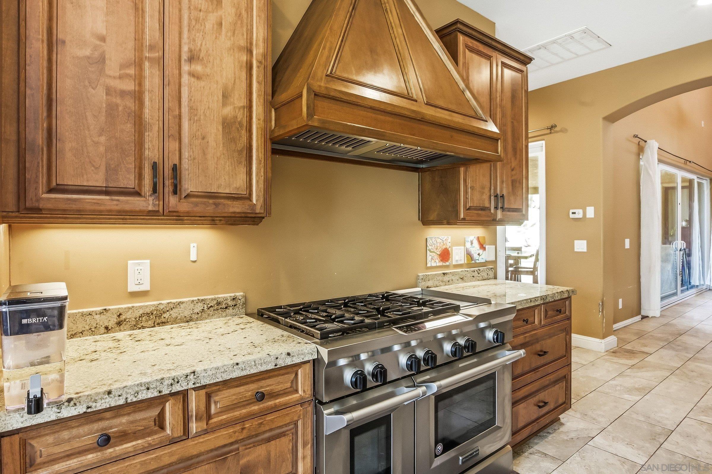 Detail Gallery Image 14 of 48 For 2043  Camino De Reimitz, Alpine,  CA 91901 - 6 Beds | 5/1 Baths