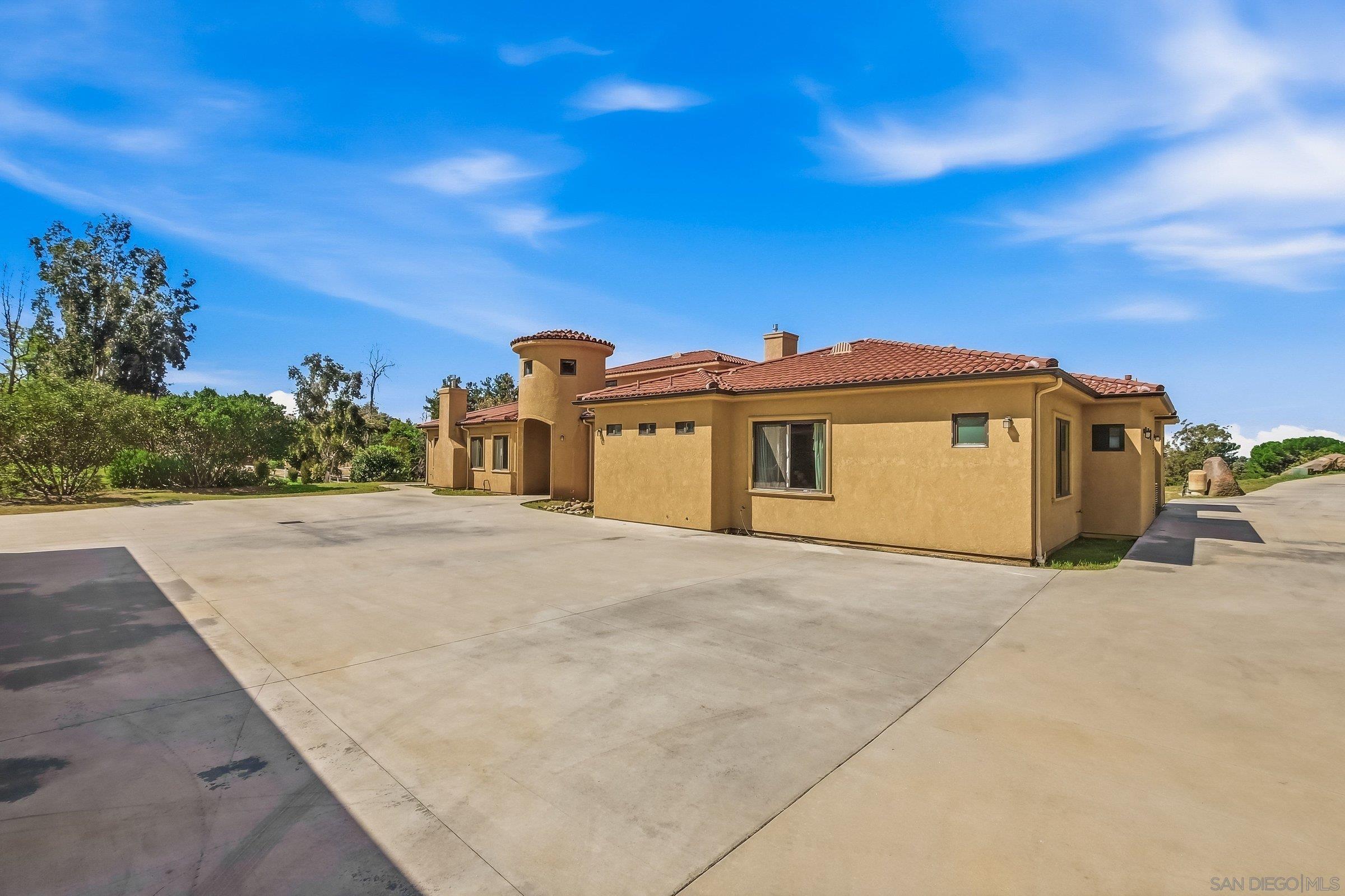 Detail Gallery Image 25 of 48 For 2043  Camino De Reimitz, Alpine,  CA 91901 - 6 Beds | 5/1 Baths