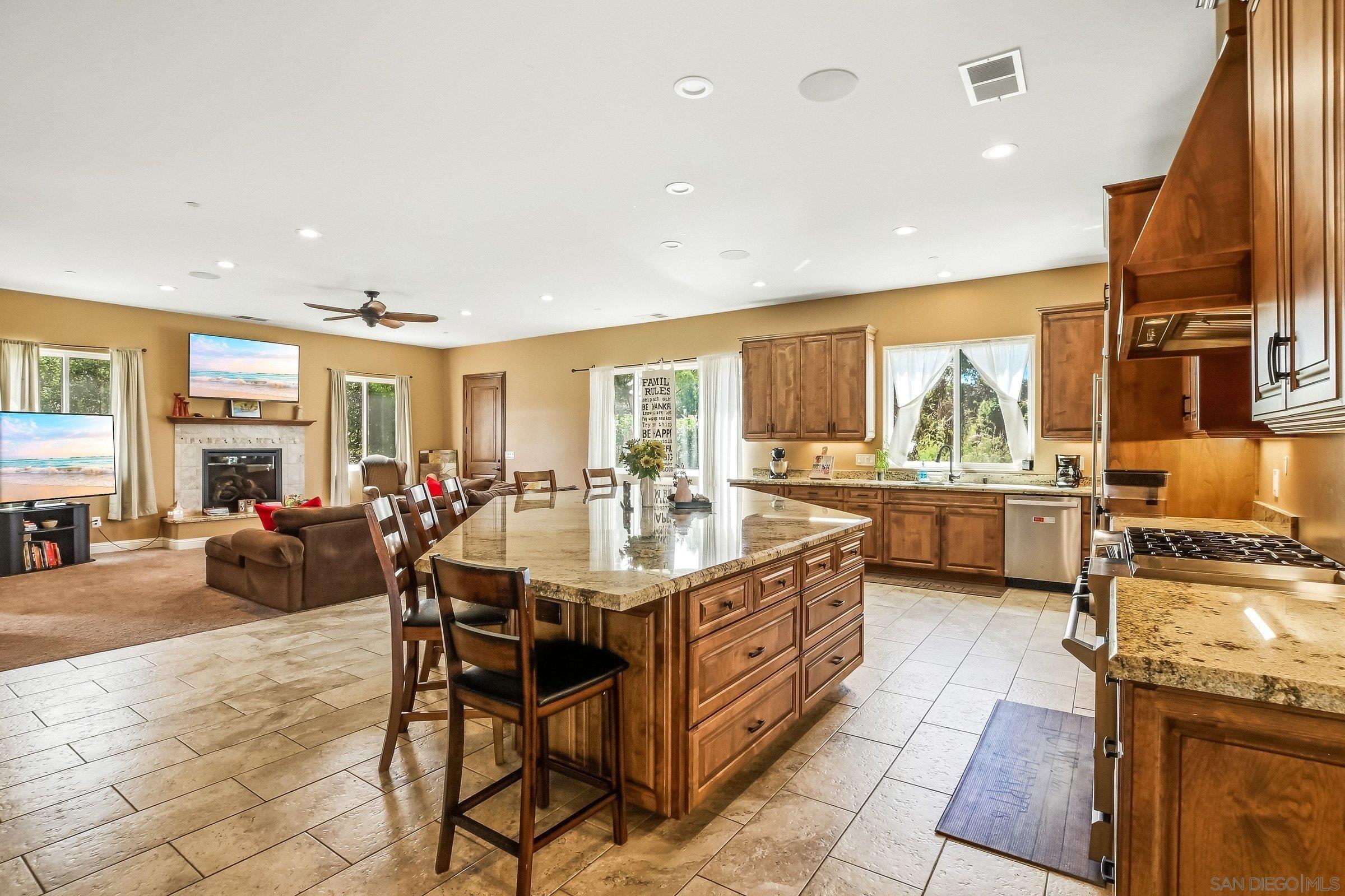 Detail Gallery Image 28 of 48 For 2043  Camino De Reimitz, Alpine,  CA 91901 - 6 Beds | 5/1 Baths