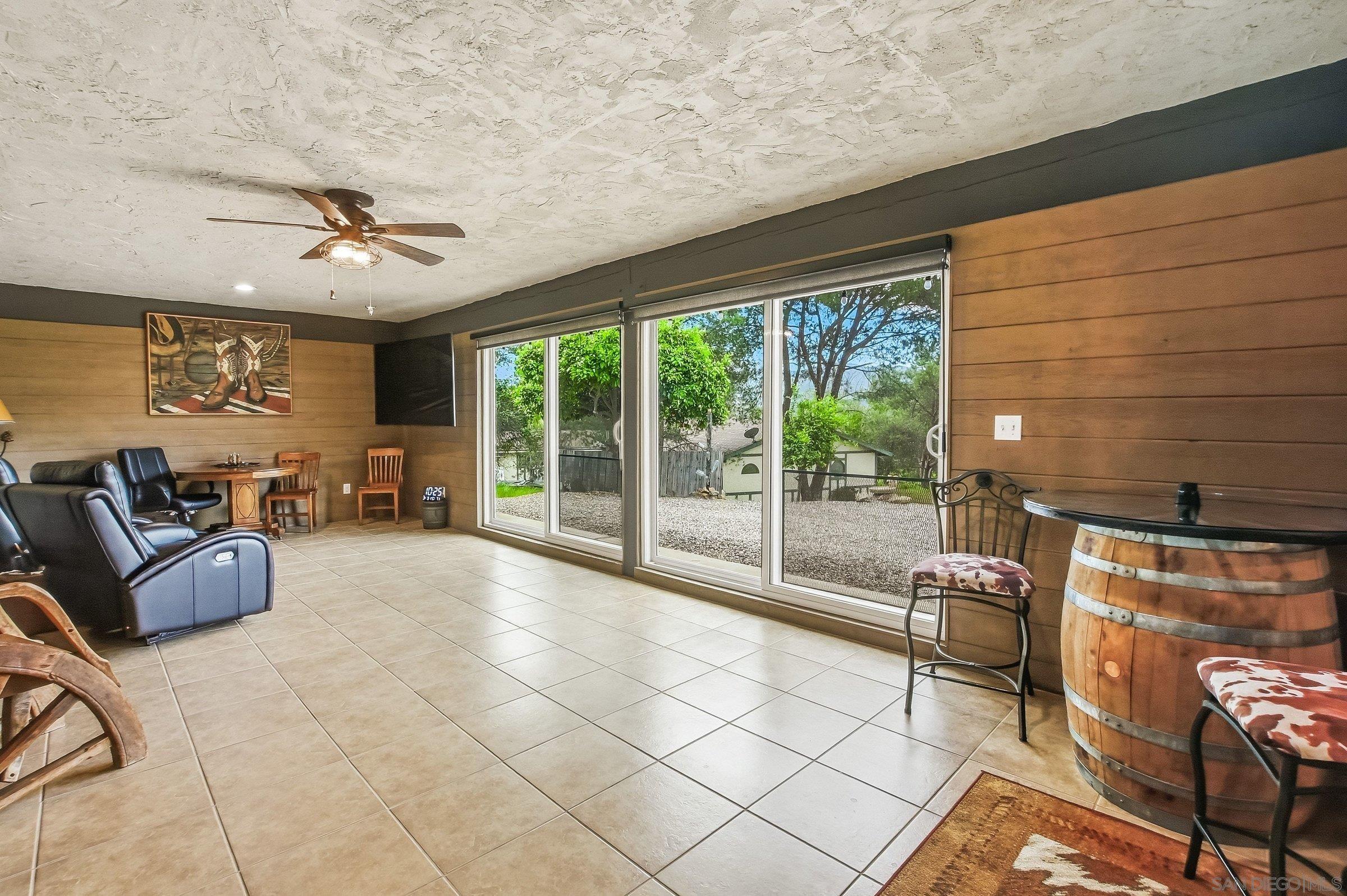 Detail Gallery Image 24 of 53 For 1861  Vista De La Montana, El Cajon,  CA 92019 - 3 Beds | 3 Baths