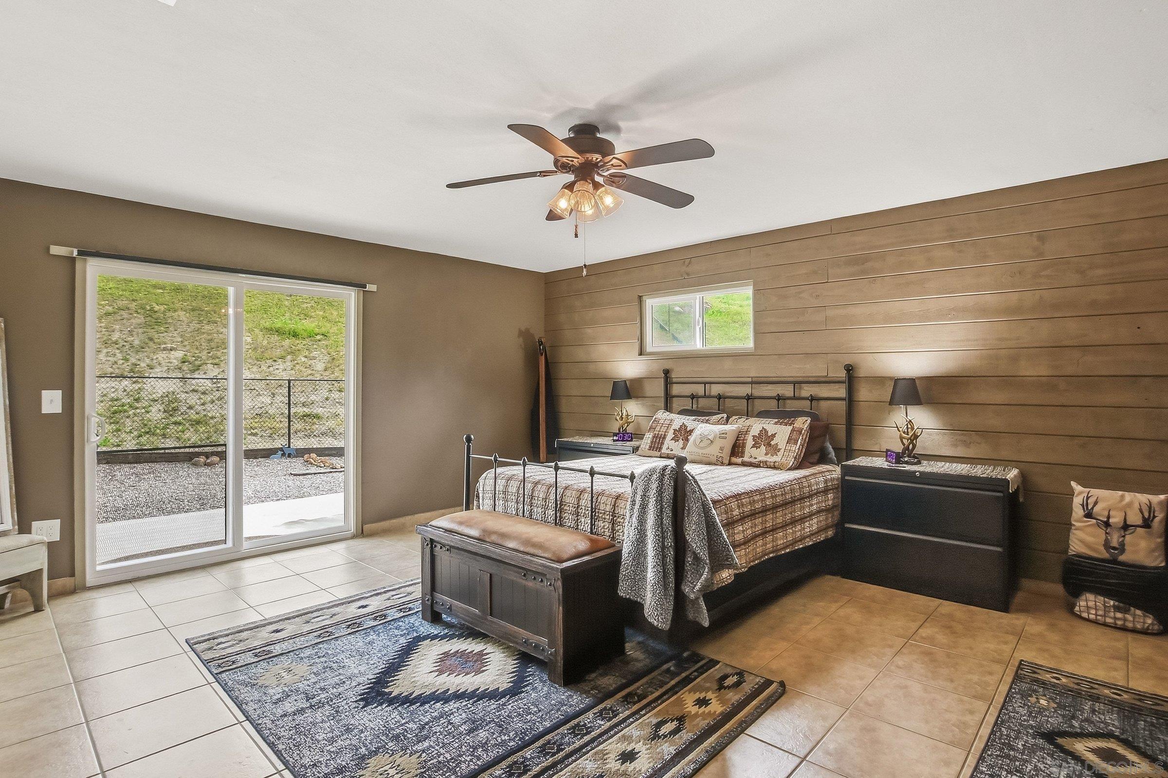 Detail Gallery Image 25 of 53 For 1861  Vista De La Montana, El Cajon,  CA 92019 - 3 Beds | 3 Baths