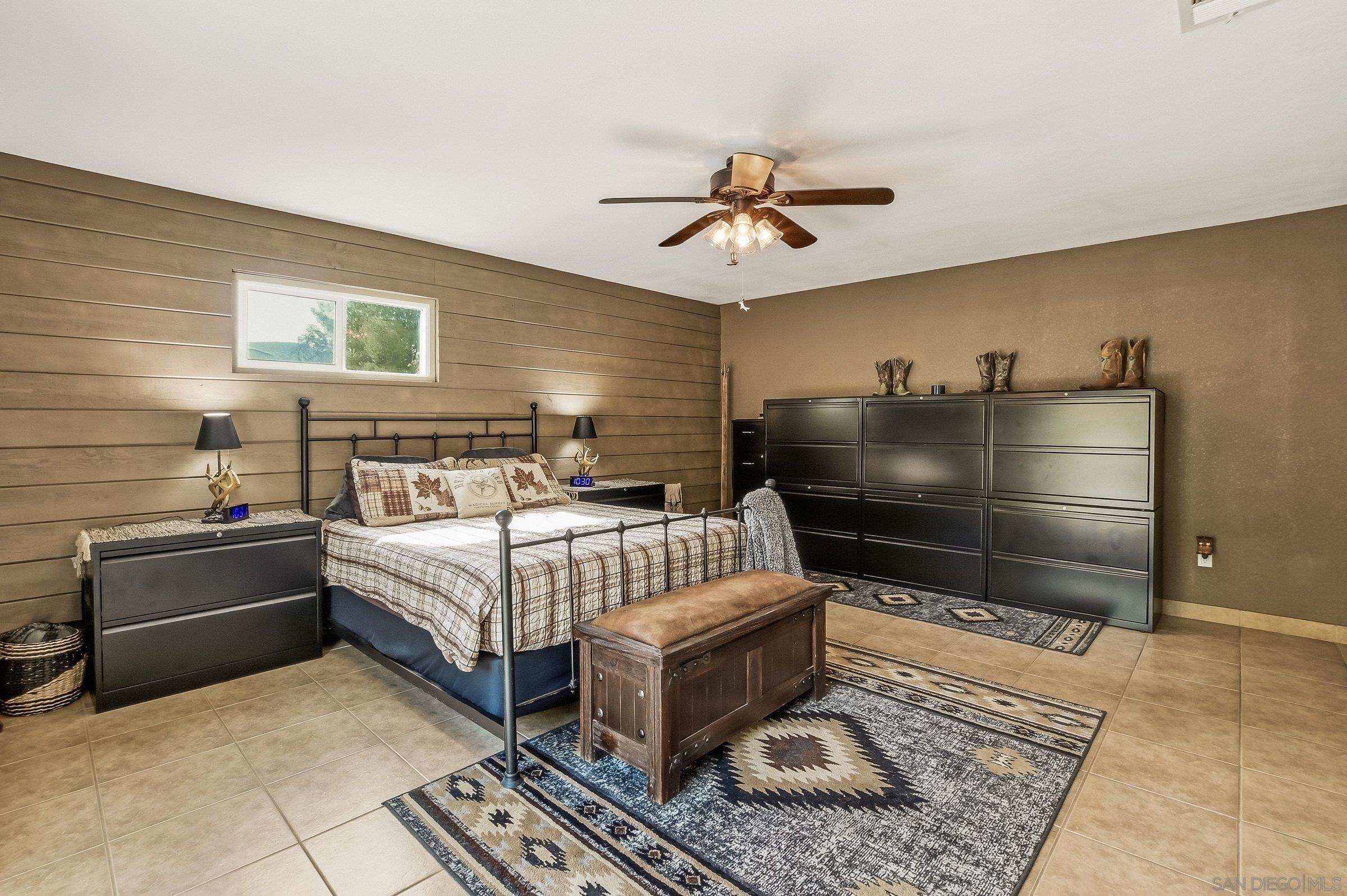 Detail Gallery Image 26 of 53 For 1861  Vista De La Montana, El Cajon,  CA 92019 - 3 Beds | 3 Baths