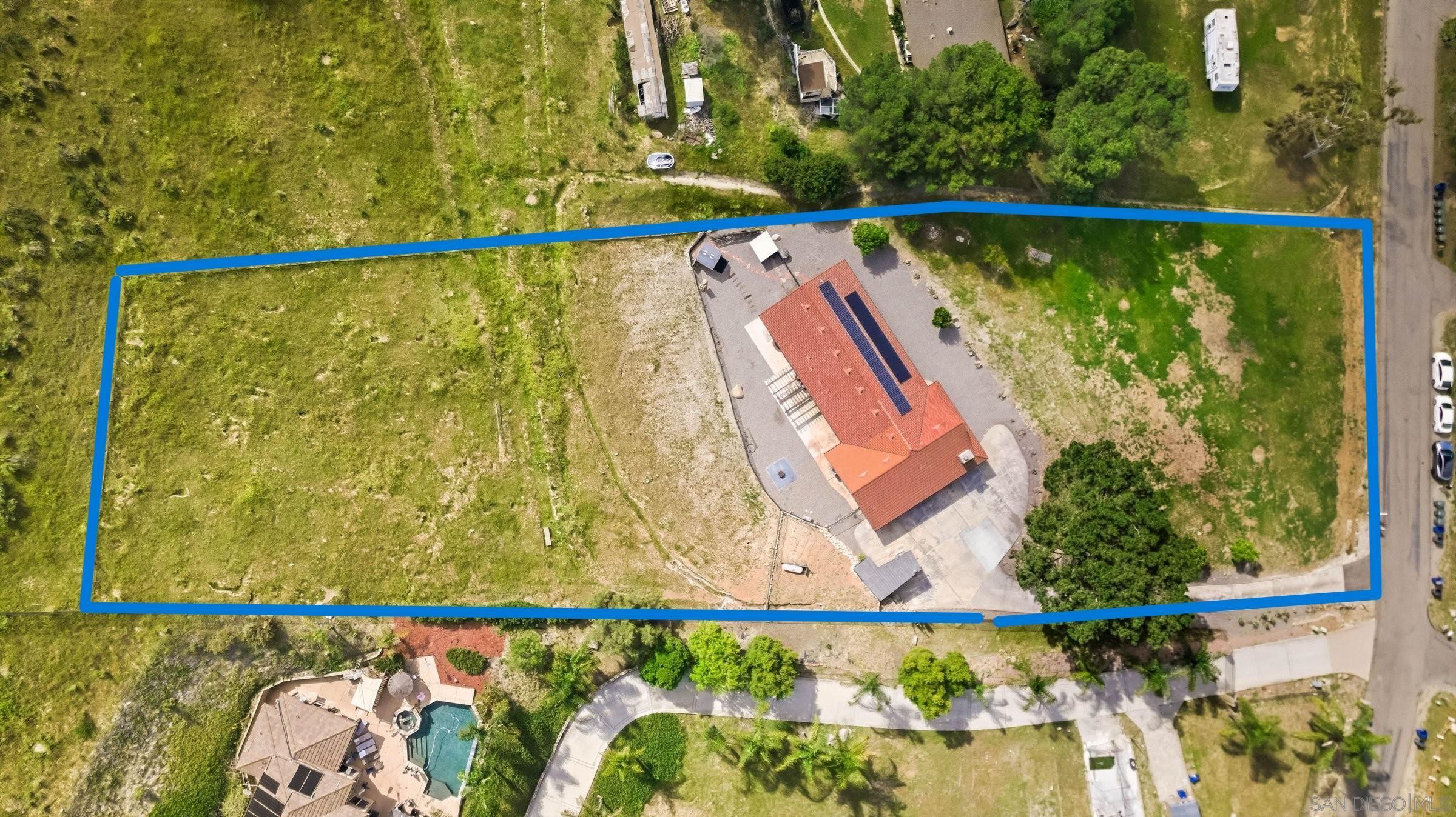 Detail Gallery Image 35 of 53 For 1861  Vista De La Montana, El Cajon,  CA 92019 - 3 Beds | 3 Baths