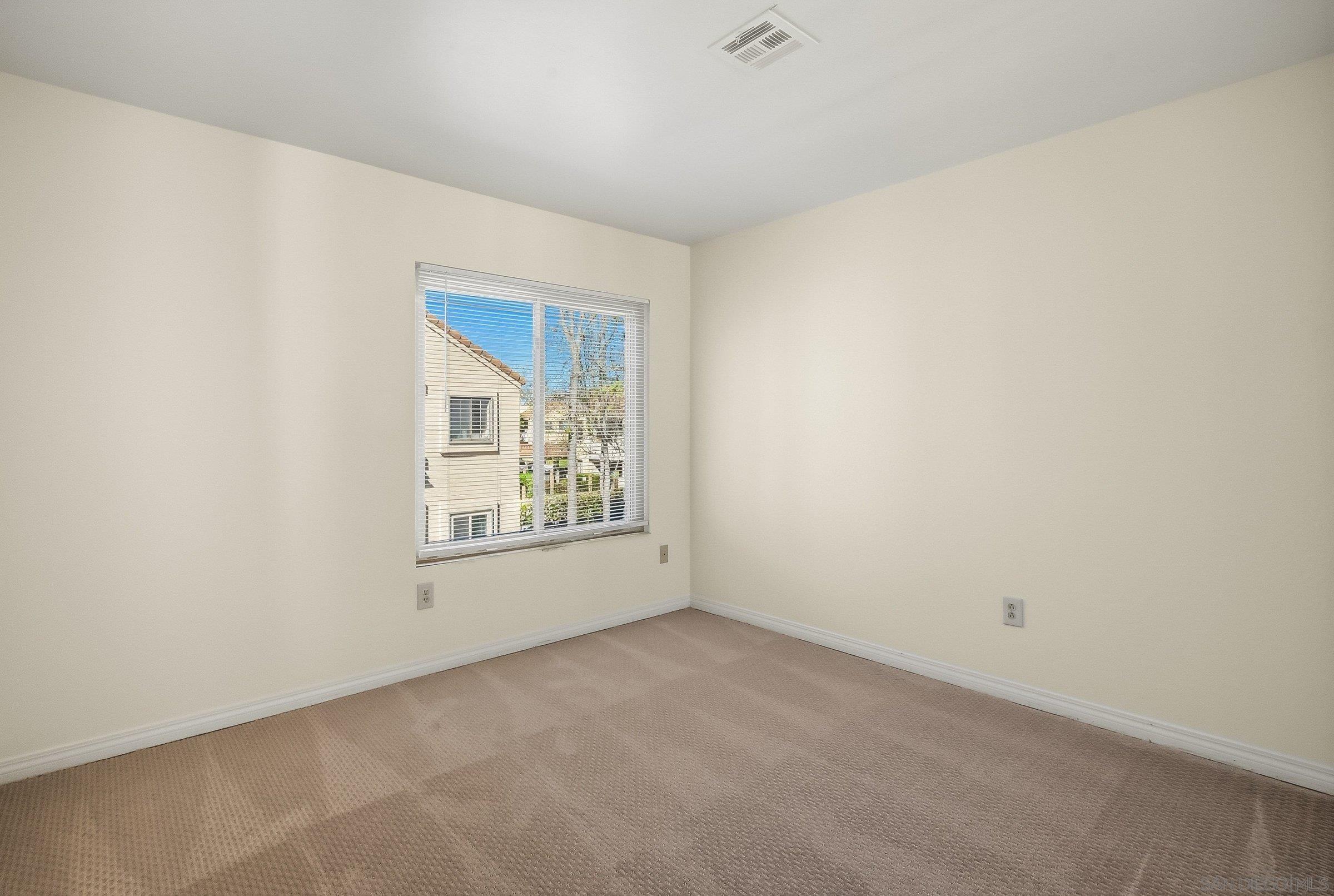 Detail Gallery Image 11 of 28 For 10620  Dabney Dr  #172,  San Diego,  CA 92126 - 2 Beds | 2 Baths