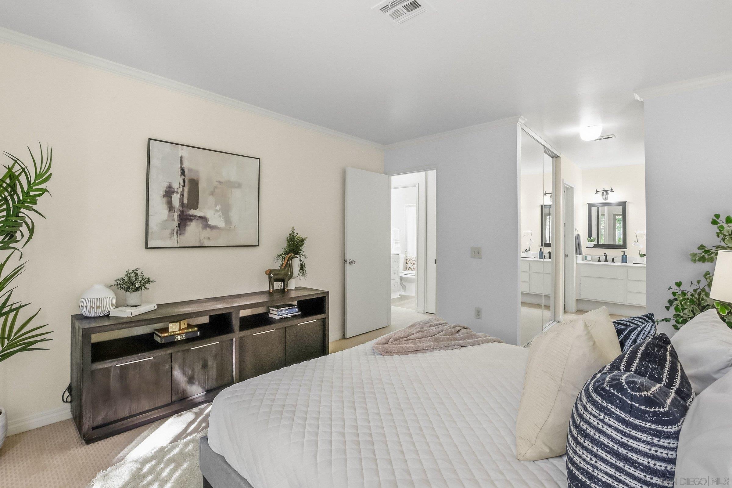 Detail Gallery Image 18 of 28 For 10620  Dabney Dr  #172,  San Diego,  CA 92126 - 2 Beds | 2 Baths