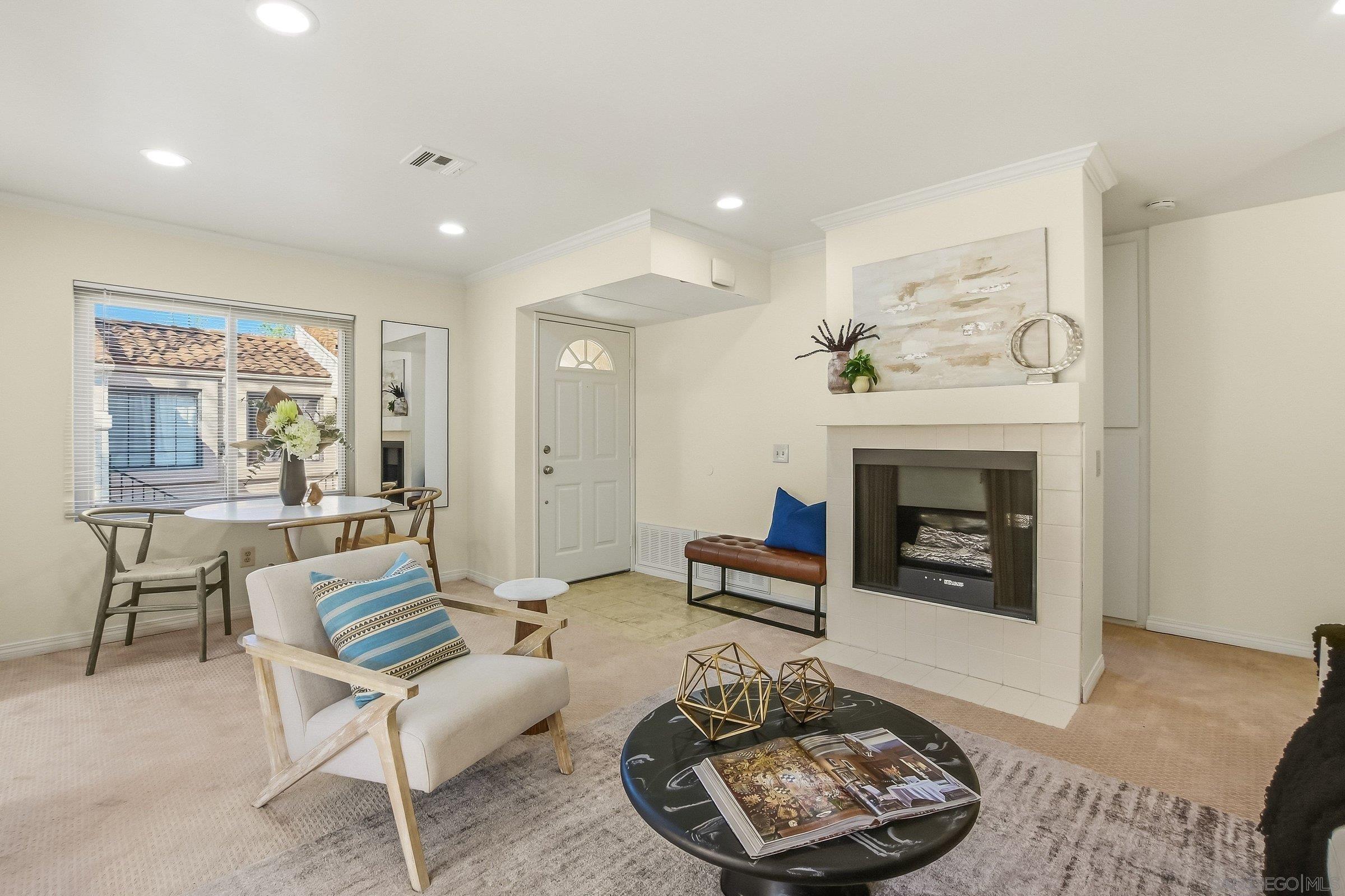 Detail Gallery Image 5 of 28 For 10620  Dabney Dr  #172,  San Diego,  CA 92126 - 2 Beds | 2 Baths