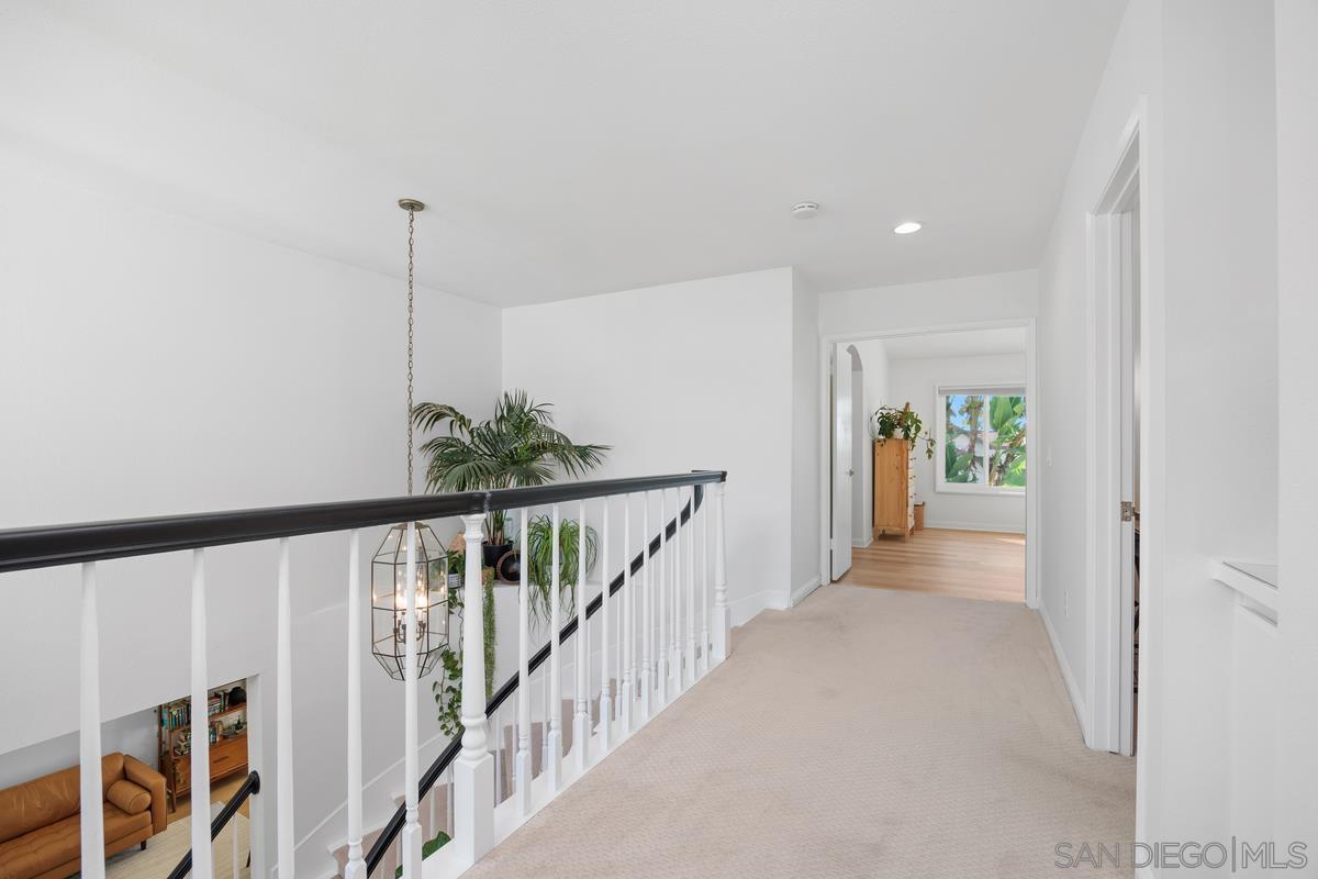 Detail Gallery Image 22 of 44 For 6429  La Vanco Ct, Carlsbad,  CA 92009 - 4 Beds | 3 Baths