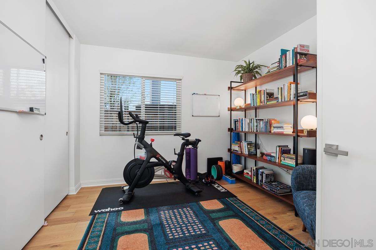 Detail Gallery Image 33 of 44 For 6429  La Vanco Ct, Carlsbad,  CA 92009 - 4 Beds | 3 Baths