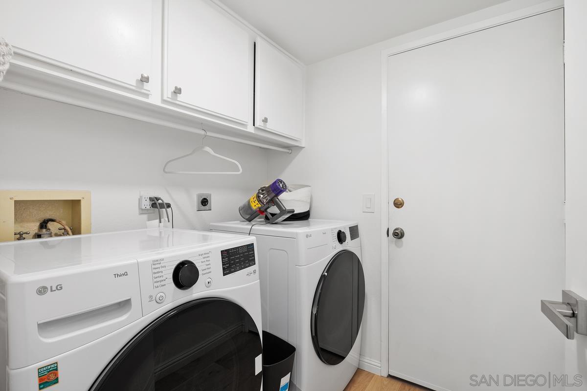 Detail Gallery Image 34 of 44 For 6429  La Vanco Ct, Carlsbad,  CA 92009 - 4 Beds | 3 Baths