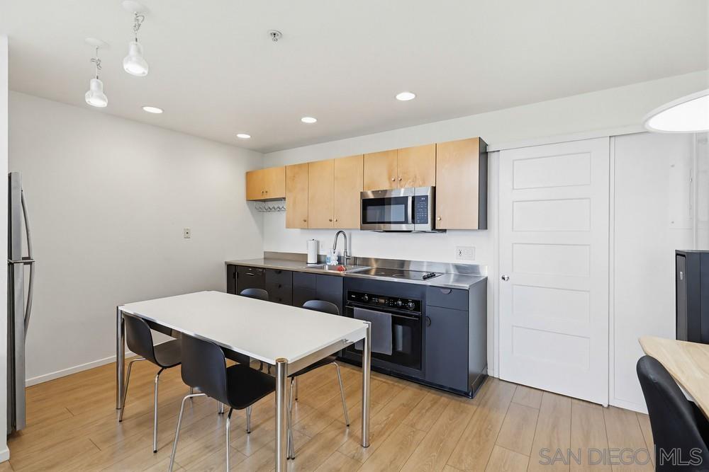 Detail Gallery Image 14 of 36 For 2064  Kettner Boulevard  #37,  San Diego,  CA 92101 - 1 Beds | 1 Baths