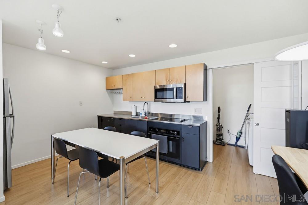 Detail Gallery Image 22 of 36 For 2064  Kettner Boulevard  #37,  San Diego,  CA 92101 - 1 Beds | 1 Baths