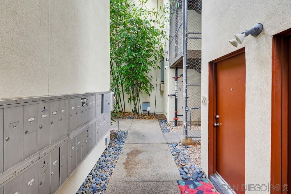 Detail Gallery Image 4 of 36 For 2064  Kettner Boulevard  #37,  San Diego,  CA 92101 - 1 Beds | 1 Baths