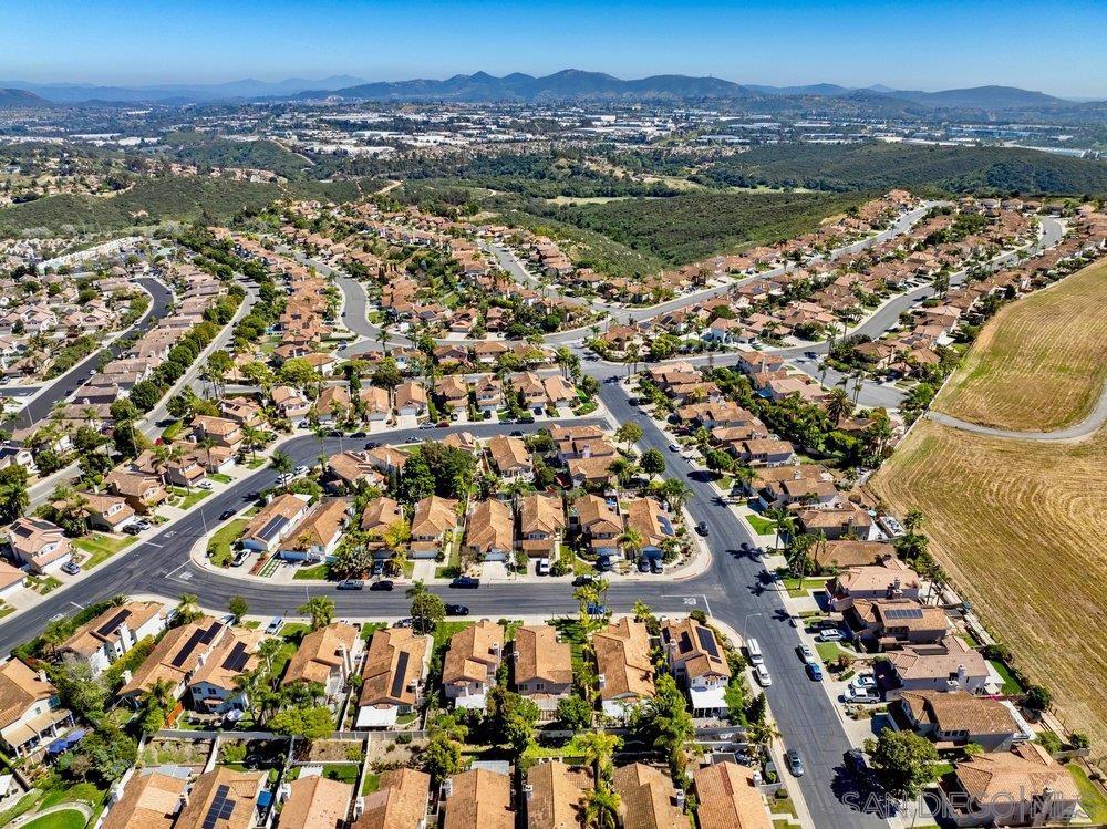 Detail Gallery Image 50 of 56 For 1979  Spanish Oak Way, Vista,  CA 92081 - 4 Beds | 2/1 Baths