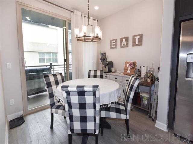 Detail Gallery Image 3 of 14 For 1812  Mint Terrace  Unit 4, Chula Vista,  CA 91915 - 3 Beds | 3 Baths