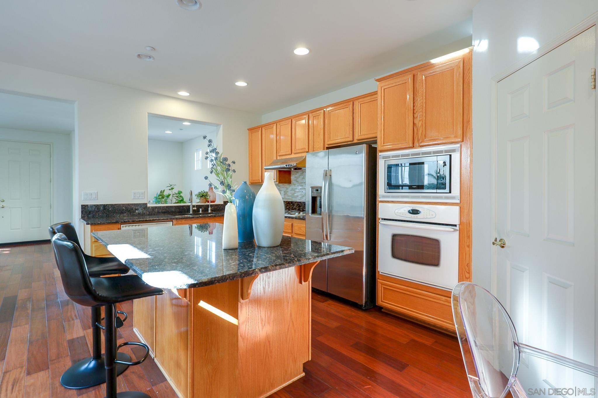 Detail Gallery Image 14 of 37 For 16639  Deer Ridge Rd, San Diego,  CA 92127 - 3 Beds | 2/1 Baths