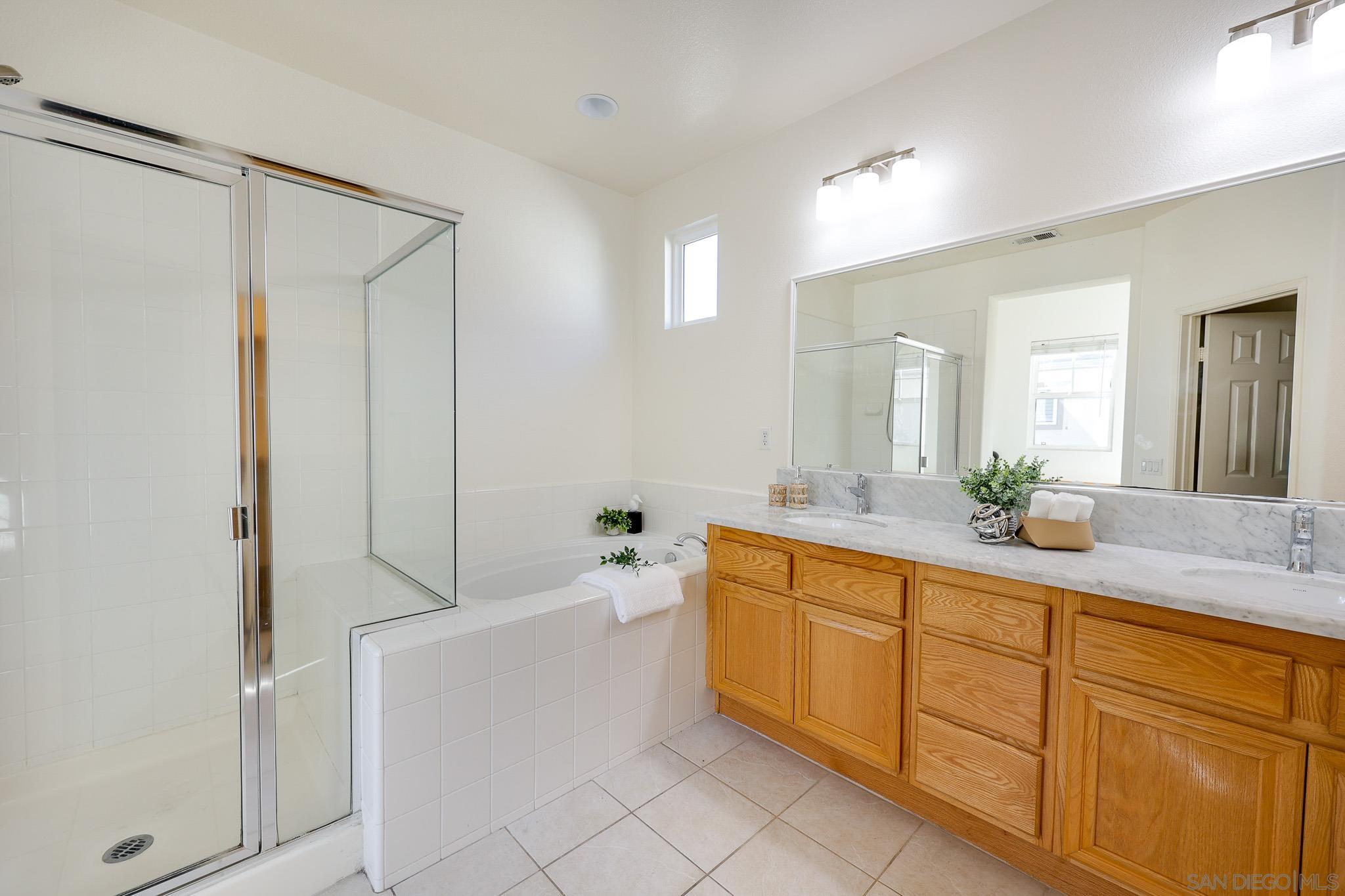 Detail Gallery Image 24 of 37 For 16639  Deer Ridge Rd, San Diego,  CA 92127 - 3 Beds | 2/1 Baths