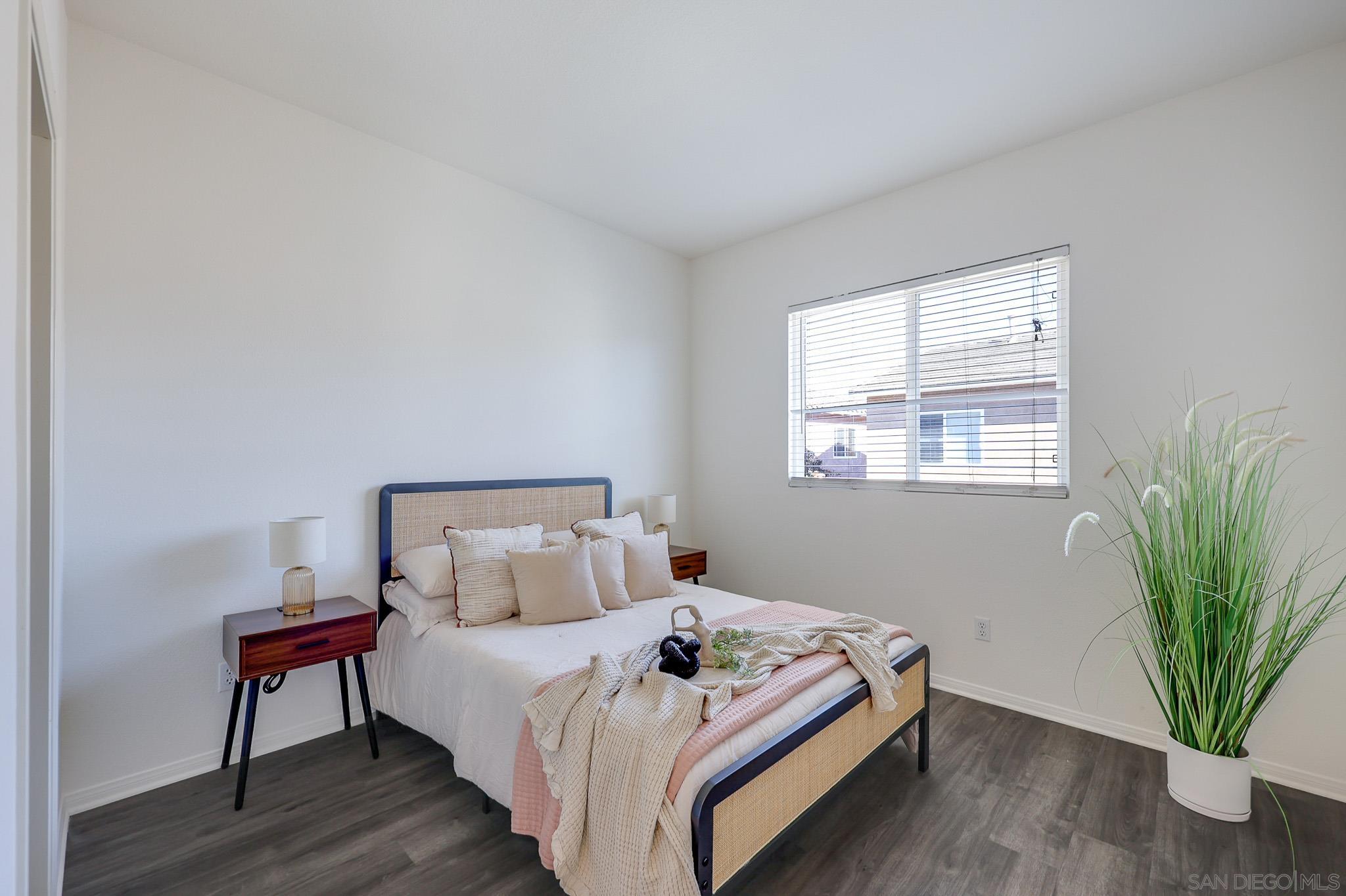 Detail Gallery Image 33 of 37 For 16639  Deer Ridge Rd, San Diego,  CA 92127 - 3 Beds | 2/1 Baths