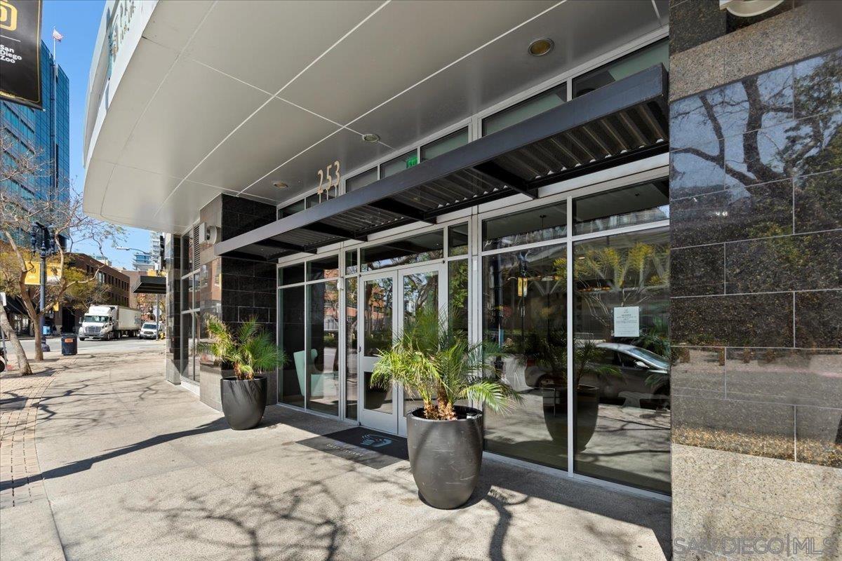 Detail Gallery Image 2 of 39 For 253  10th Avenue  #333,  San Diego,  CA 92101 - 1 Beds | 1 Baths