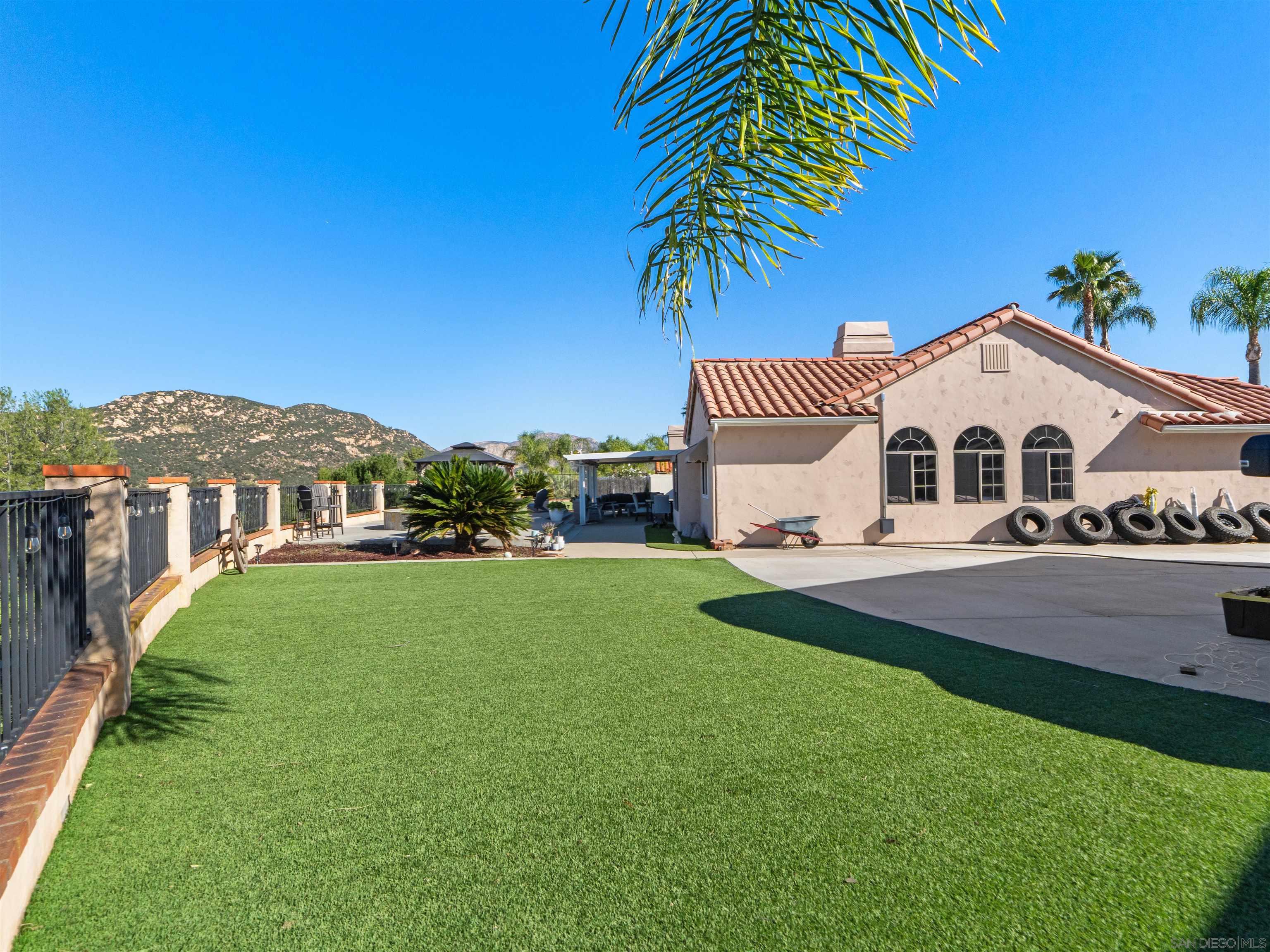 Detail Gallery Image 27 of 32 For 475  Summerhill Terrace, Alpine,  CA 91901 - 4 Beds | 2 Baths