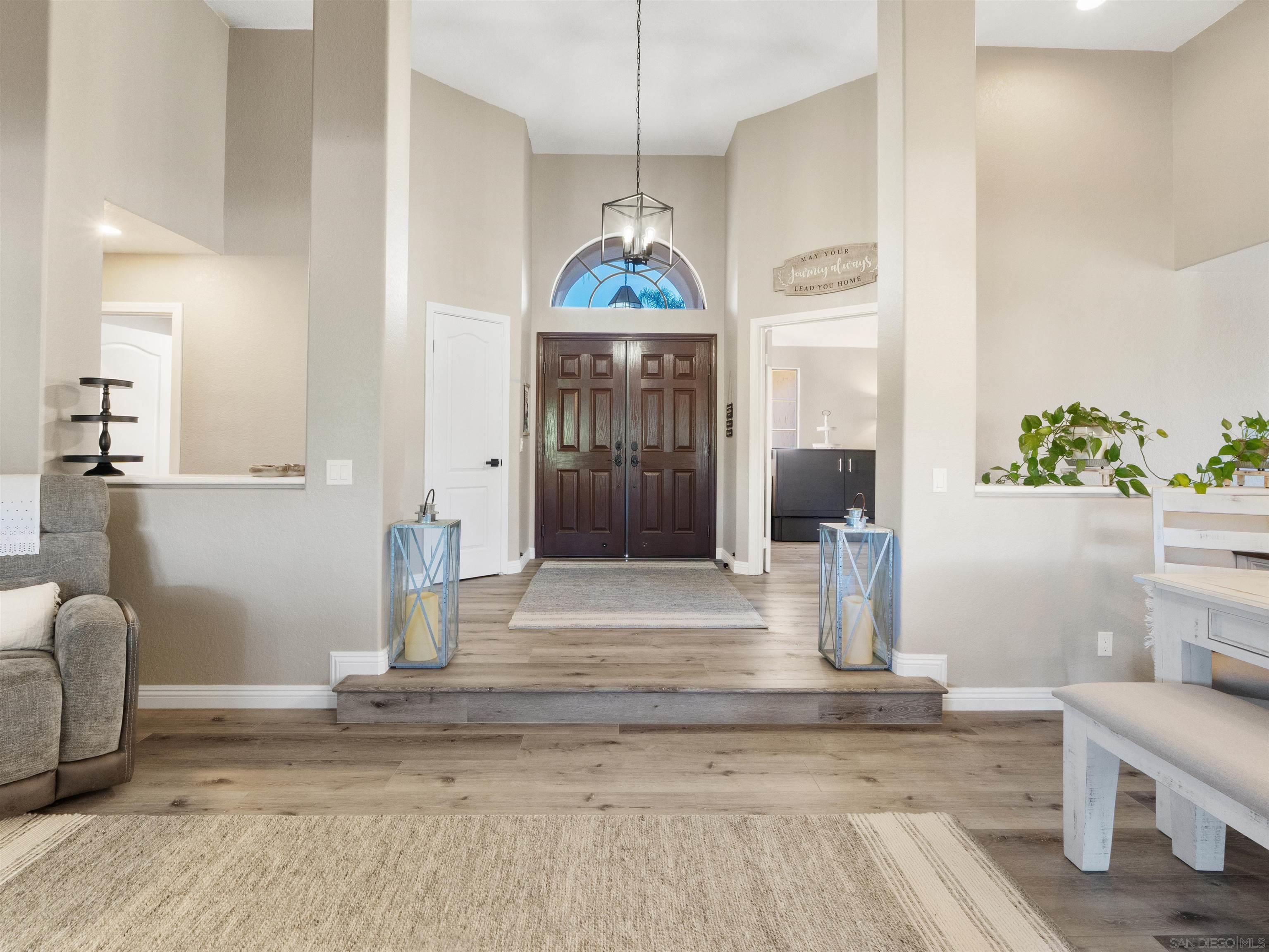 Detail Gallery Image 5 of 32 For 475  Summerhill Terrace, Alpine,  CA 91901 - 4 Beds | 2 Baths