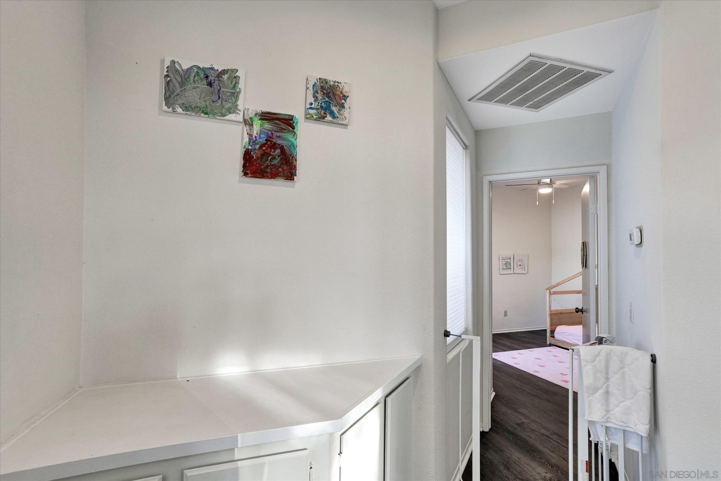 Detail Gallery Image 15 of 27 For 10944  Ivy Hill Drive  #5,  San Diego,  CA 92131 - 2 Beds | 2/1 Baths