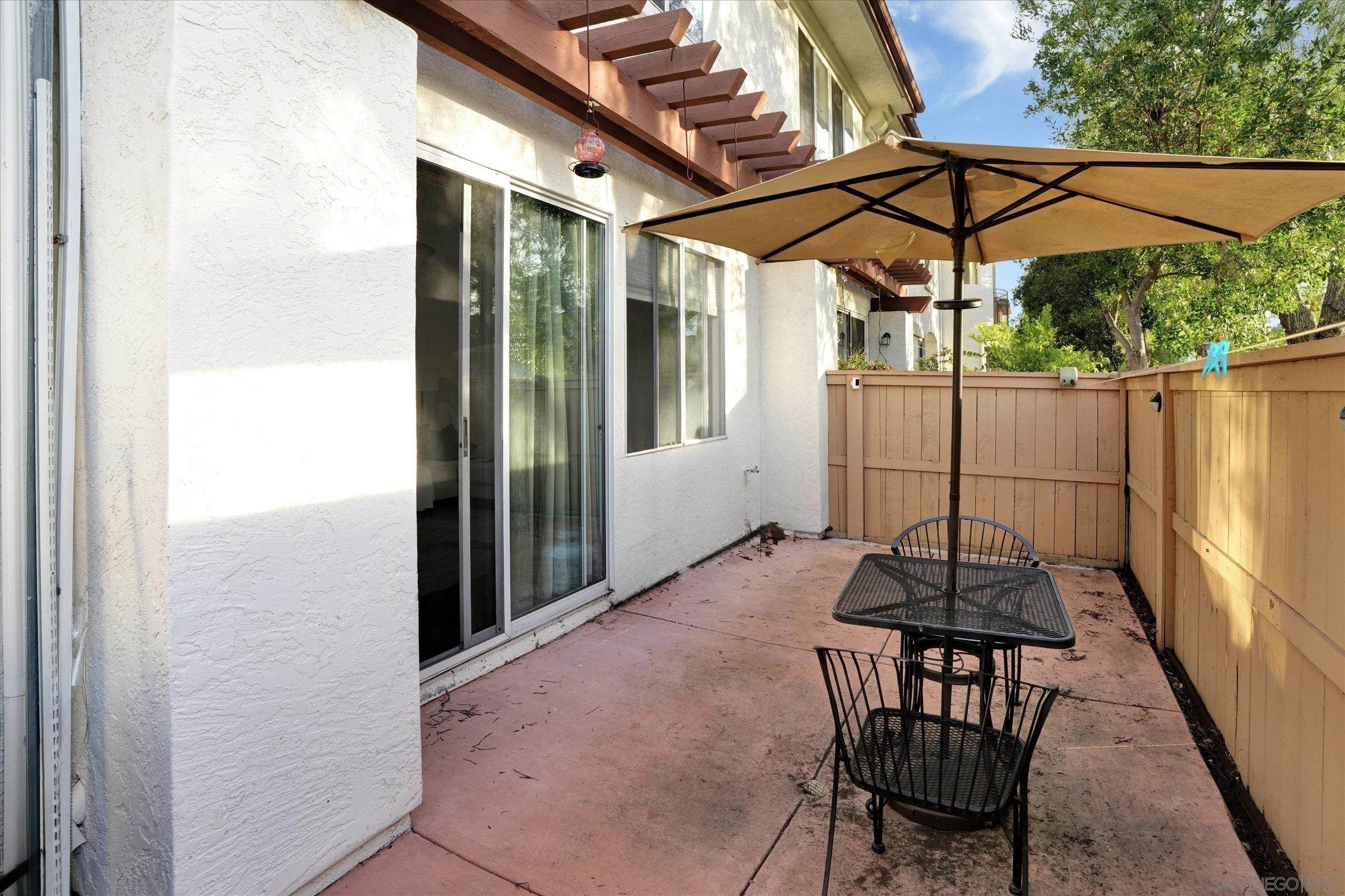 Detail Gallery Image 22 of 27 For 10944  Ivy Hill Drive  #5,  San Diego,  CA 92131 - 2 Beds | 2/1 Baths