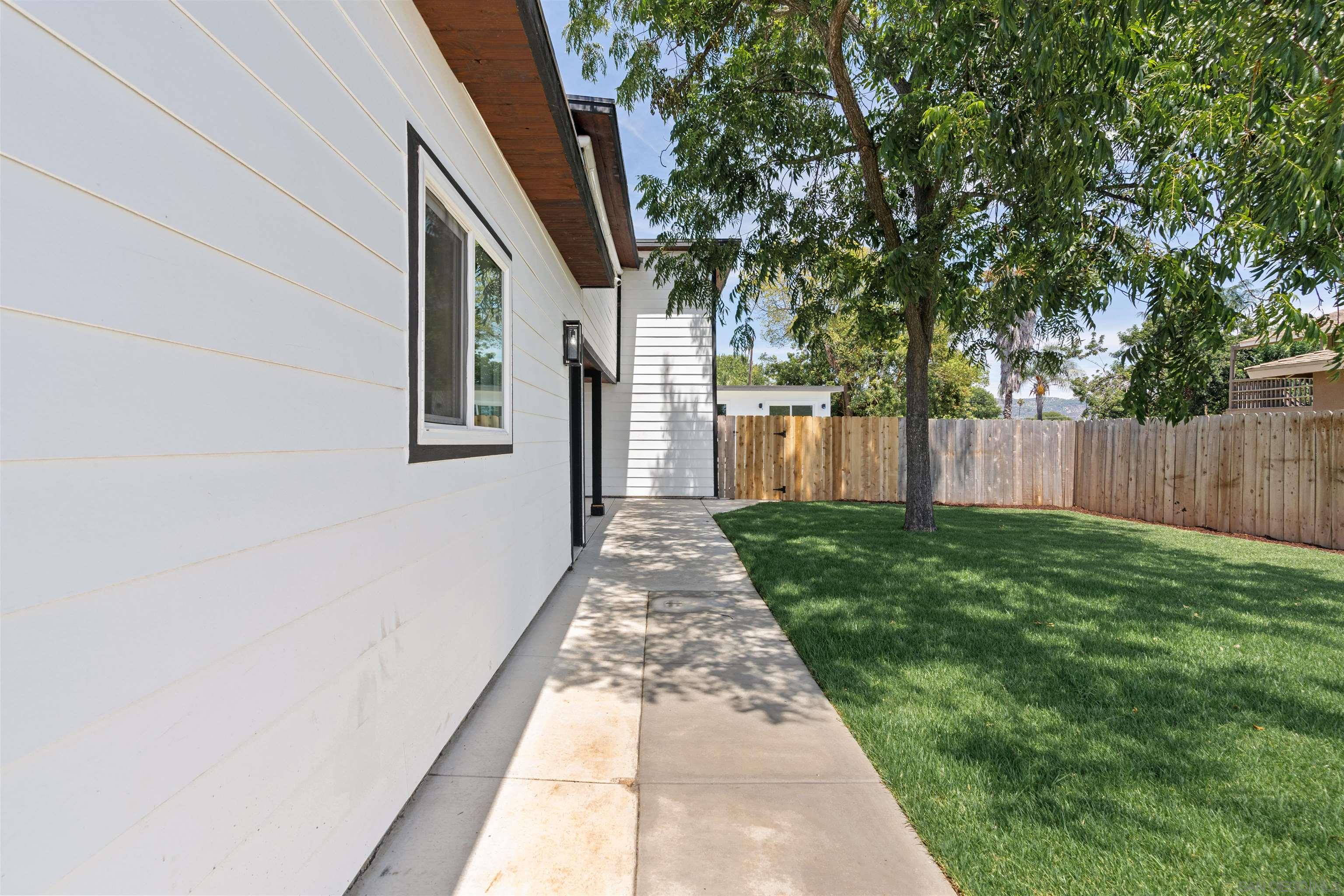 Detail Gallery Image 26 of 39 For 1160  Erica St, Escondido,  CA 92027 - 6 Beds | 4 Baths