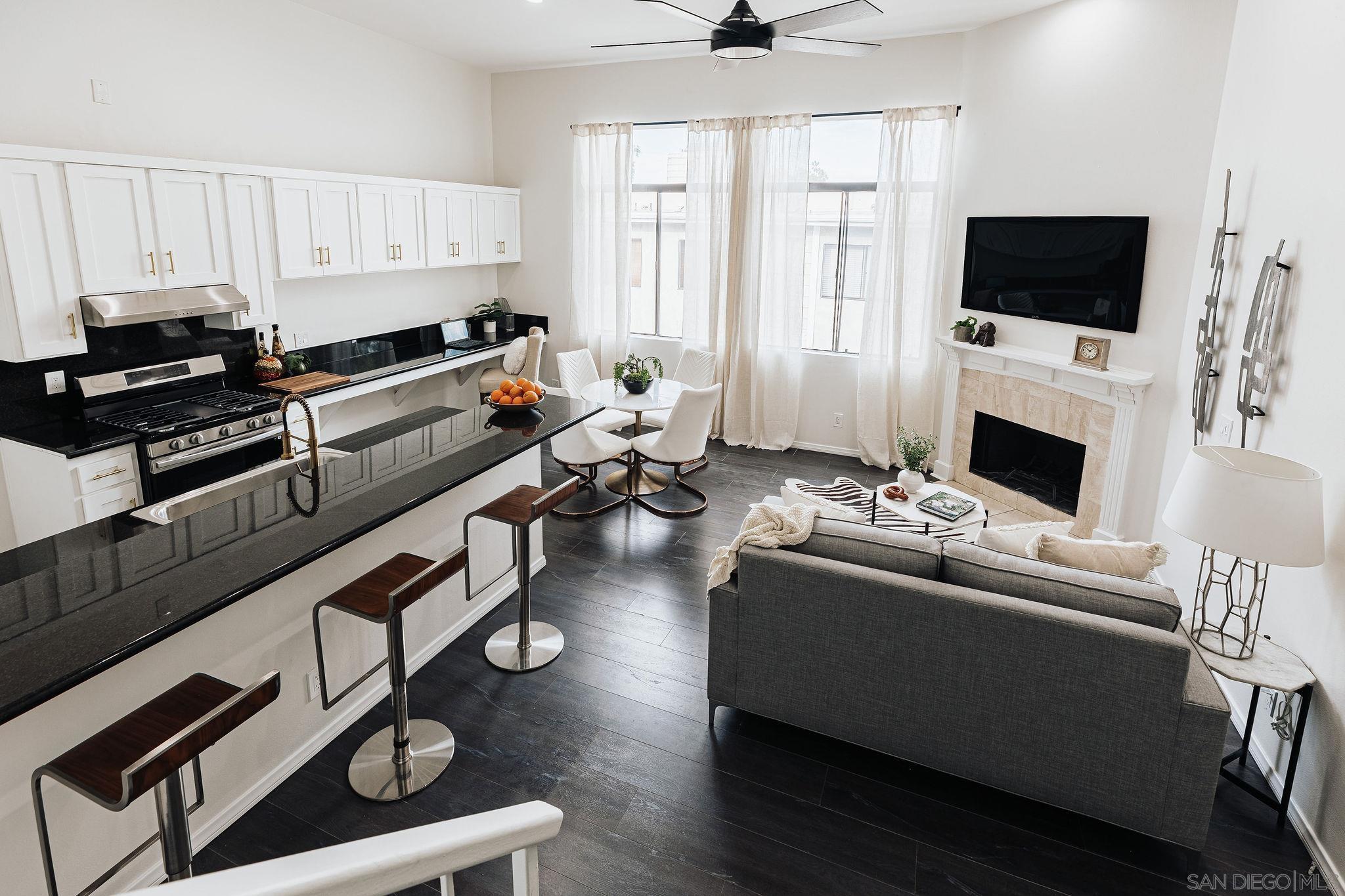 Detail Gallery Image 19 of 50 For 4652  Don Lorenzo Dr  a,  Los Angeles,  CA 90008 - 3 Beds | 3 Baths