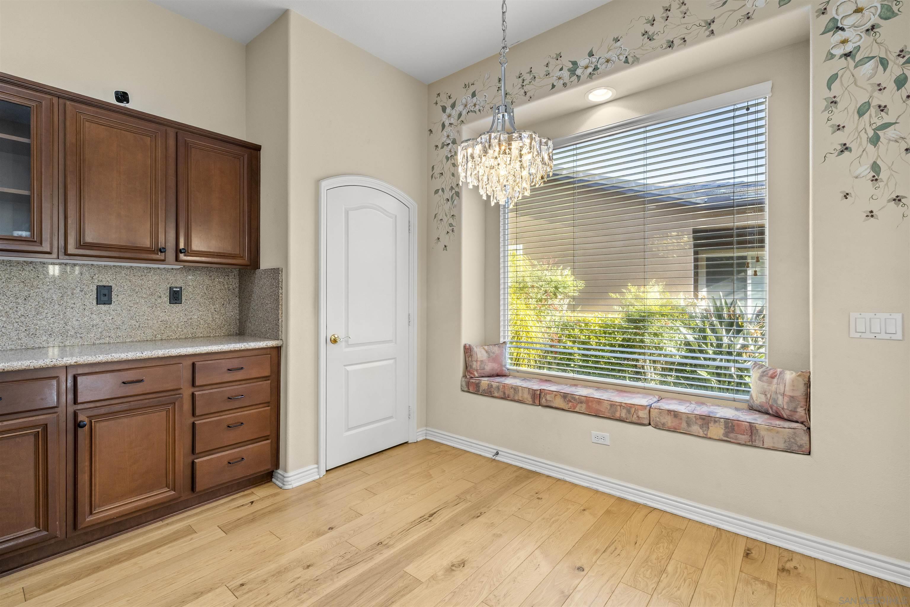 Detail Gallery Image 3 of 33 For 9093  Filaree Ct, Corona,  CA 92883 - 2 Beds | 1/1 Baths