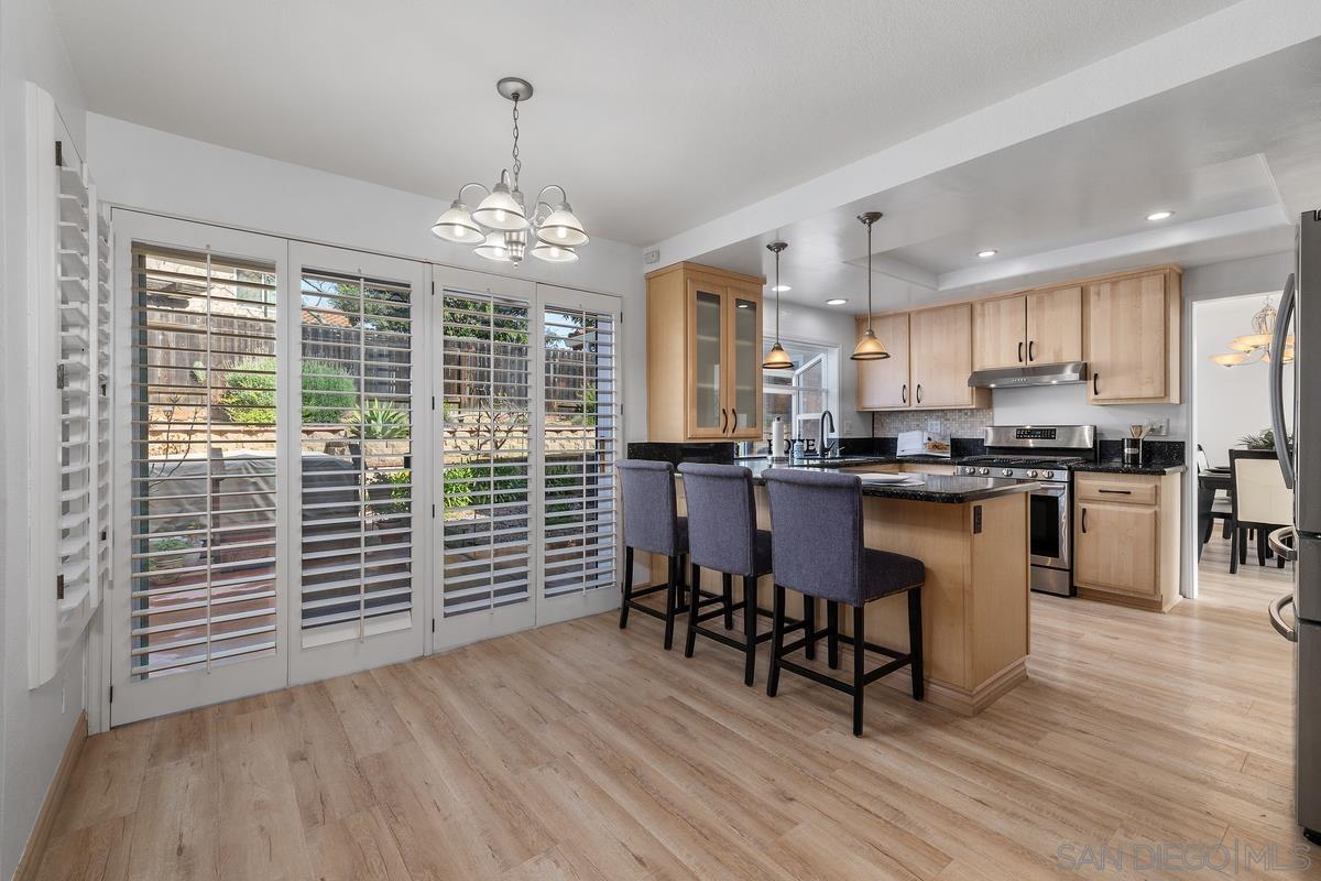 Detail Gallery Image 16 of 38 For 1095  Paseo Entrada, Chula Vista,  CA 91910 - 5 Beds | 3/1 Baths