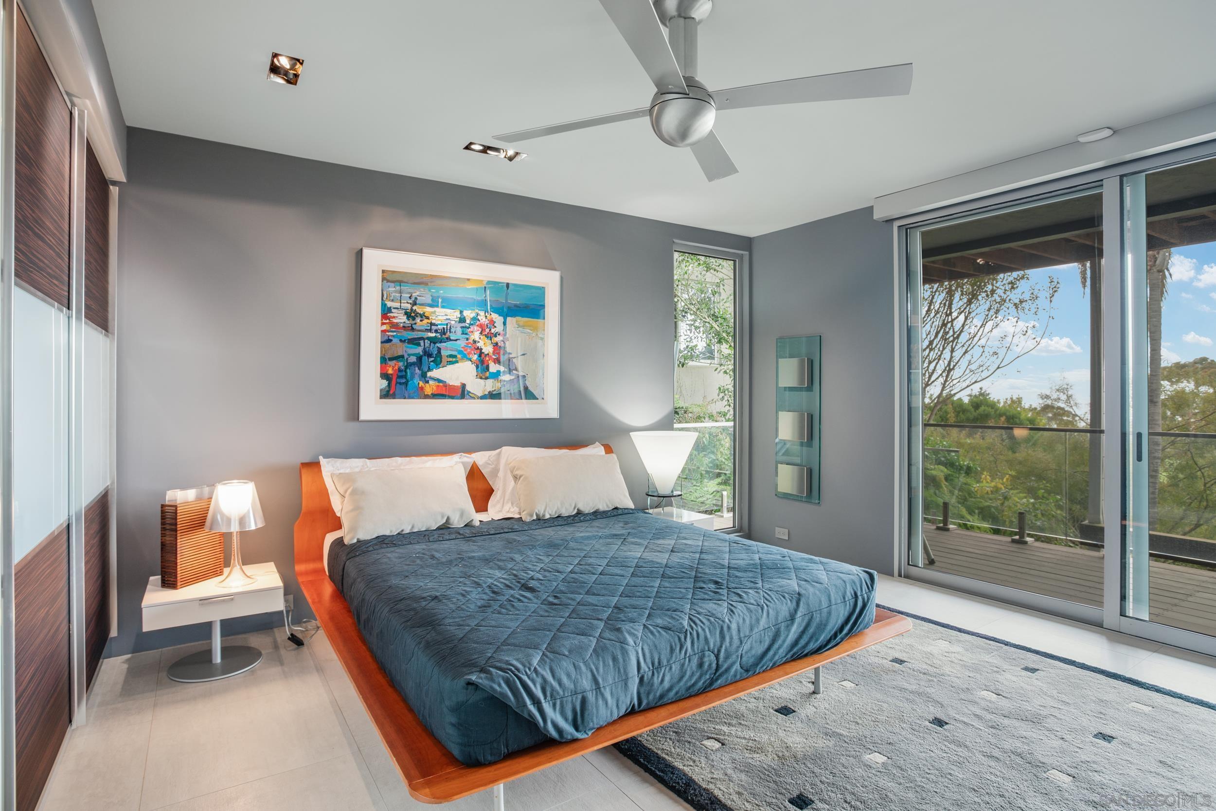 Detail Gallery Image 20 of 25 For 7116  Country Club Drive, La Jolla,  CA 92037 - 5 Beds | 4/1 Baths