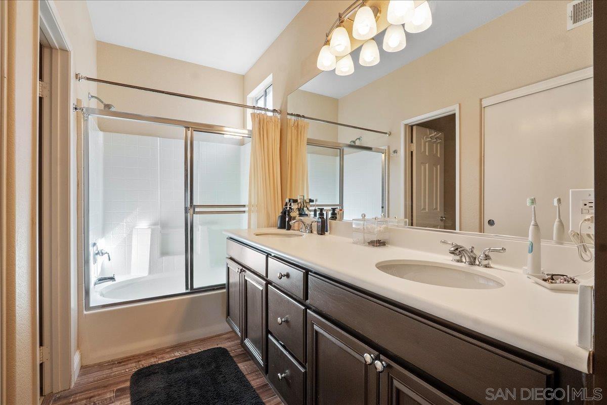 Detail Gallery Image 12 of 43 For 18696  Caminito Pasadero, San Diego,  CA 92128 - 2 Beds | 2 Baths