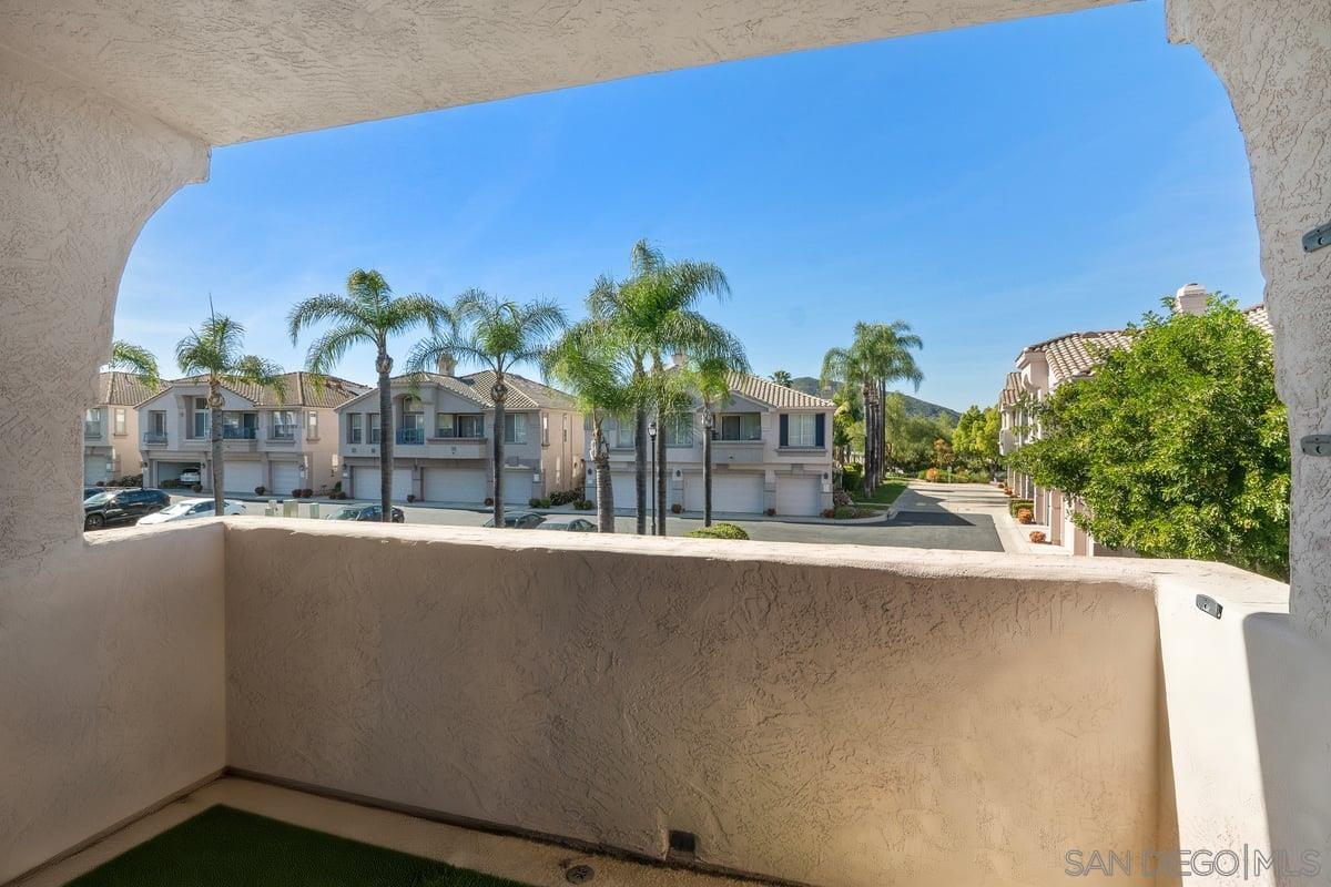 Detail Gallery Image 18 of 43 For 18696  Caminito Pasadero, San Diego,  CA 92128 - 2 Beds | 2 Baths