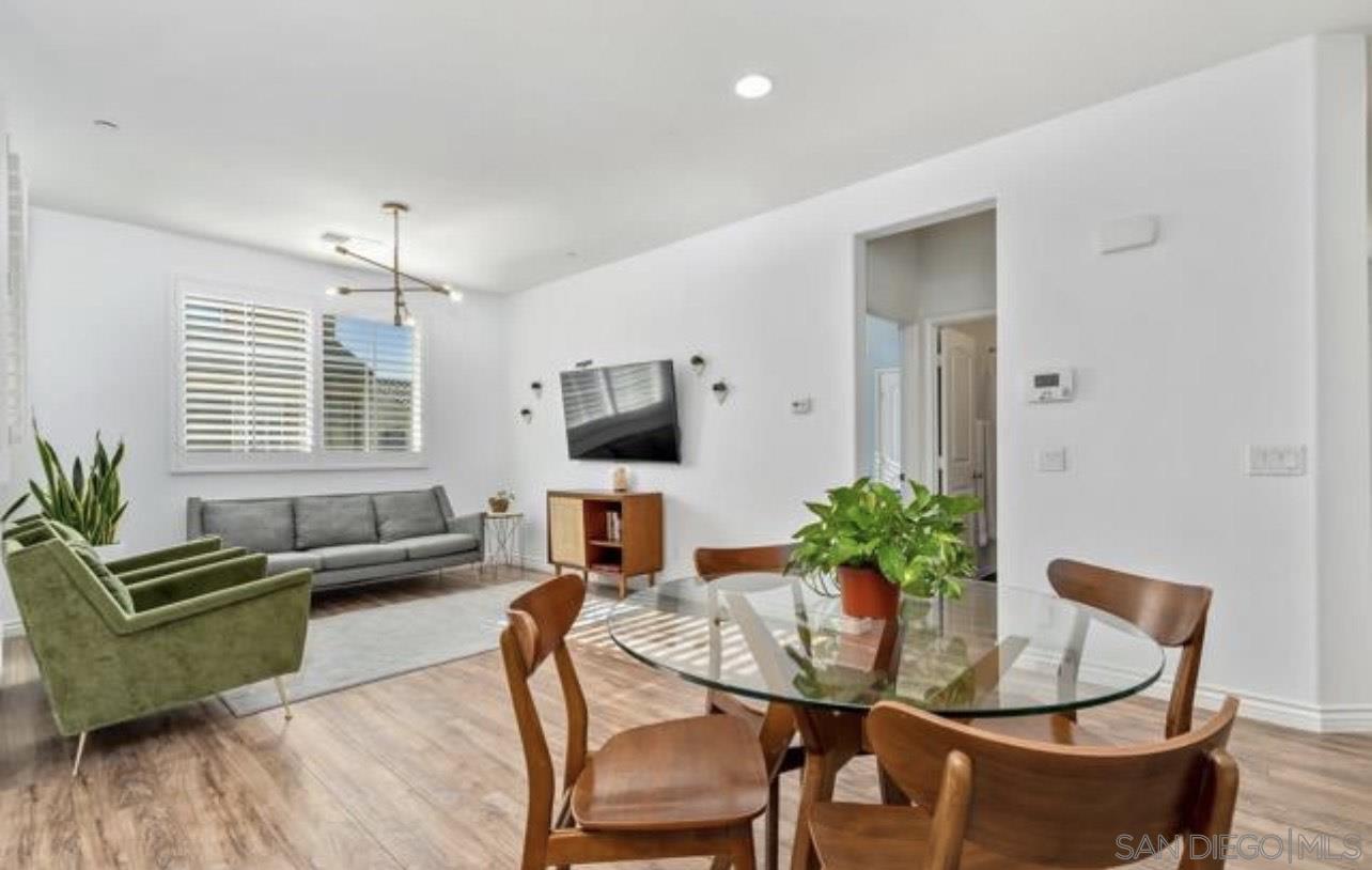 Detail Gallery Image 5 of 27 For 1627  Dunlin Avenue 1, Chula Vista,  CA 91913 - 2 Beds | 2 Baths