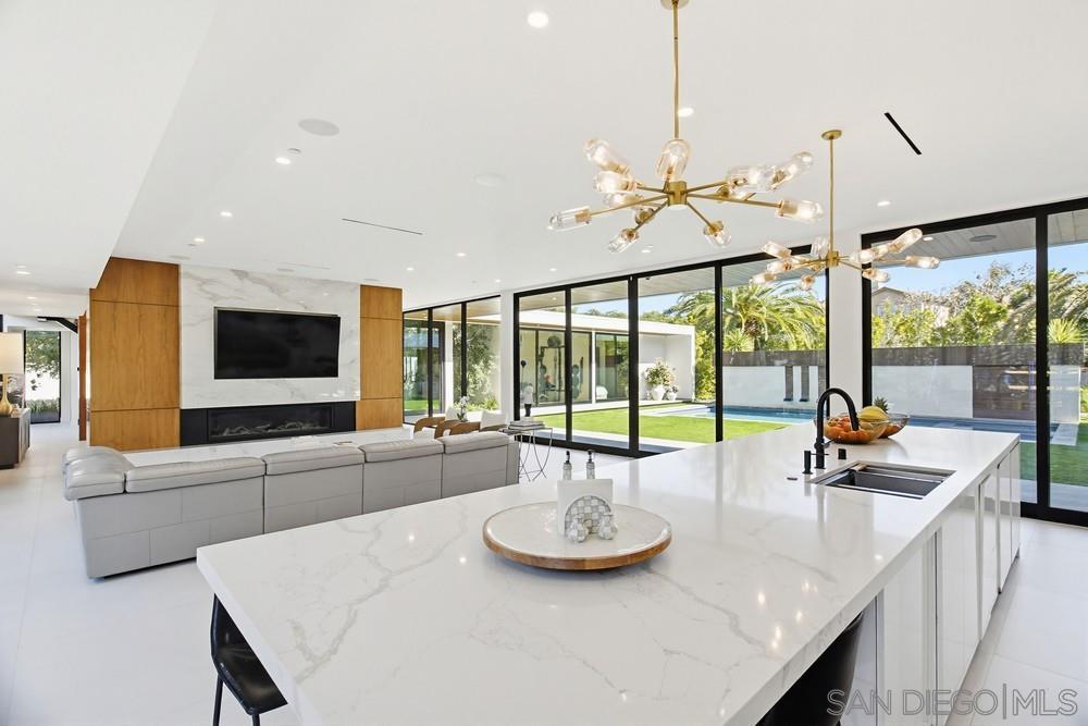 Detail Gallery Image 12 of 39 For 2864  Gate Seven, Chula Vista,  CA 91914 - 8 Beds | 6/4 Baths