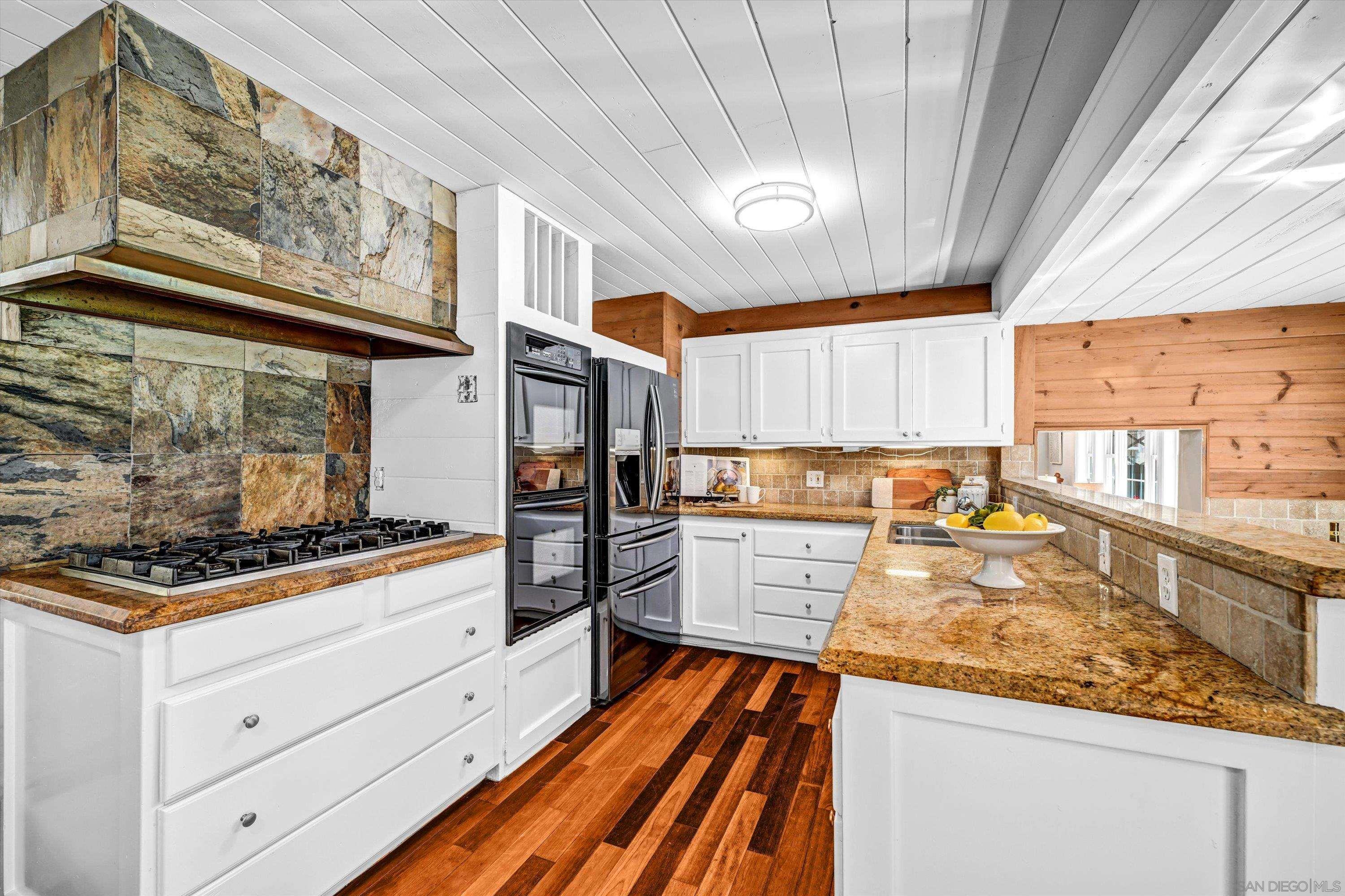 Detail Gallery Image 11 of 31 For 12811  Beeler Creek Trl, Poway,  CA 92064 - 4 Beds | 2 Baths