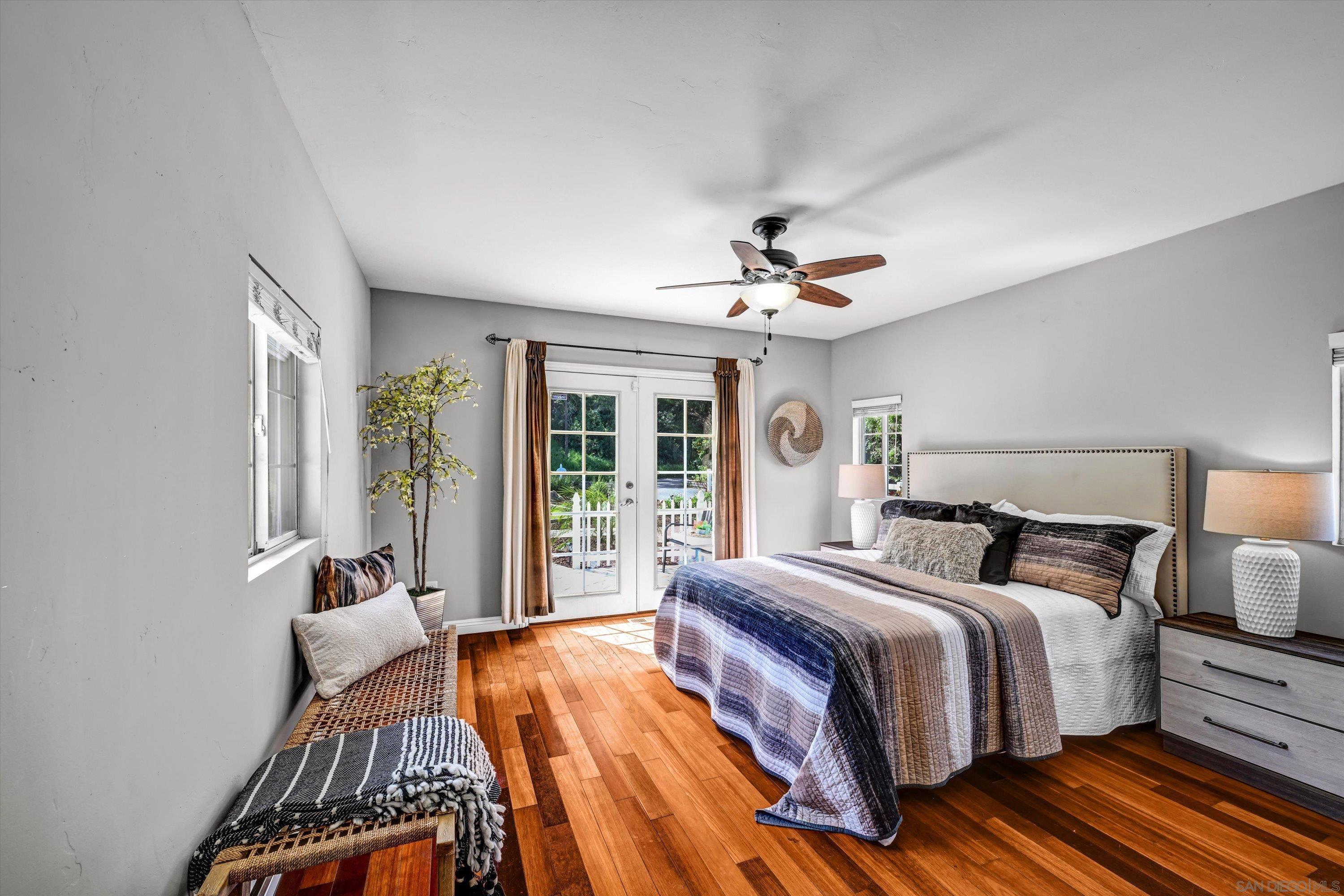 Detail Gallery Image 14 of 31 For 12811  Beeler Creek Trl, Poway,  CA 92064 - 5 Beds | 3 Baths