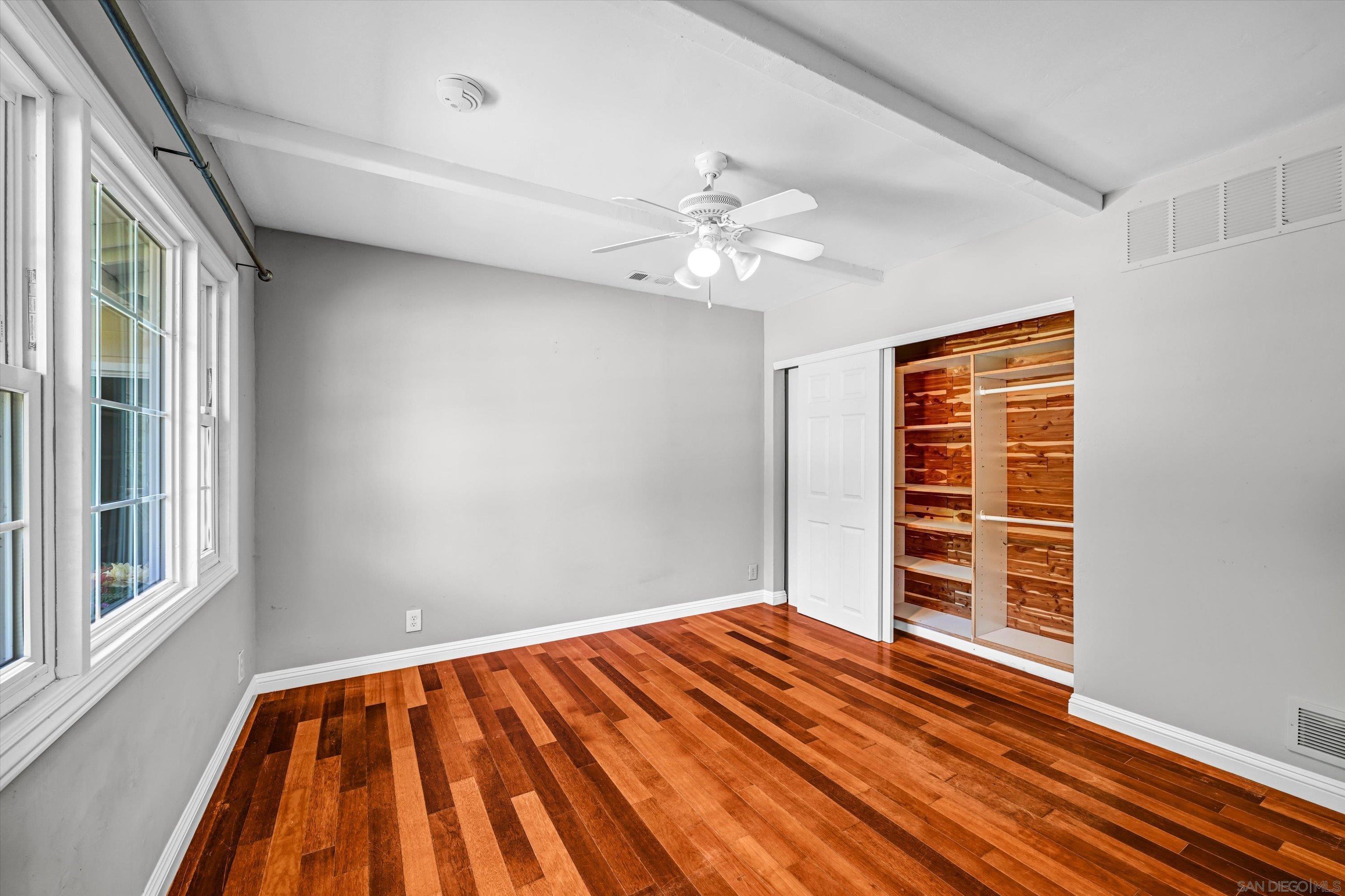 Detail Gallery Image 17 of 31 For 12811  Beeler Creek Trl, Poway,  CA 92064 - 5 Beds | 3 Baths