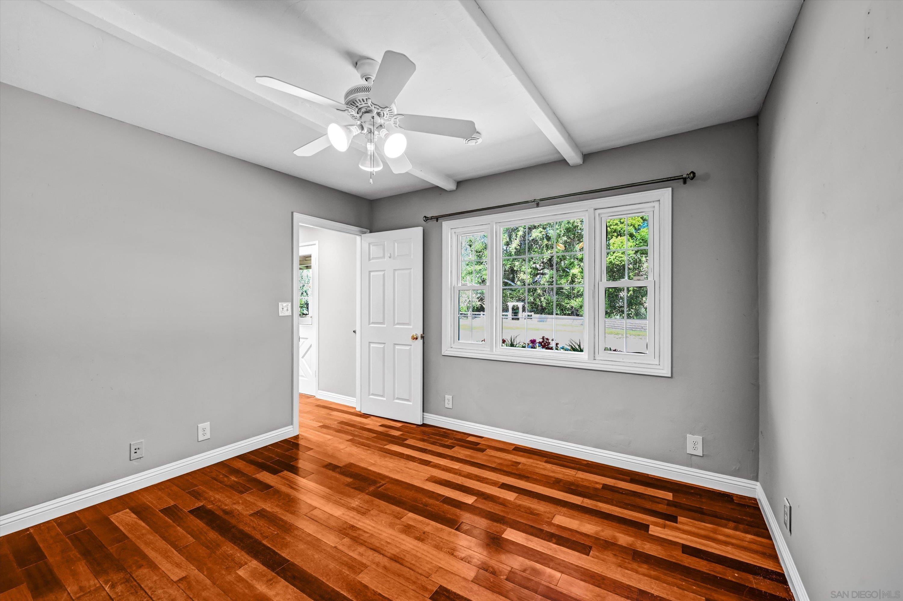 Detail Gallery Image 18 of 31 For 12811  Beeler Creek Trl, Poway,  CA 92064 - 4 Beds | 2 Baths