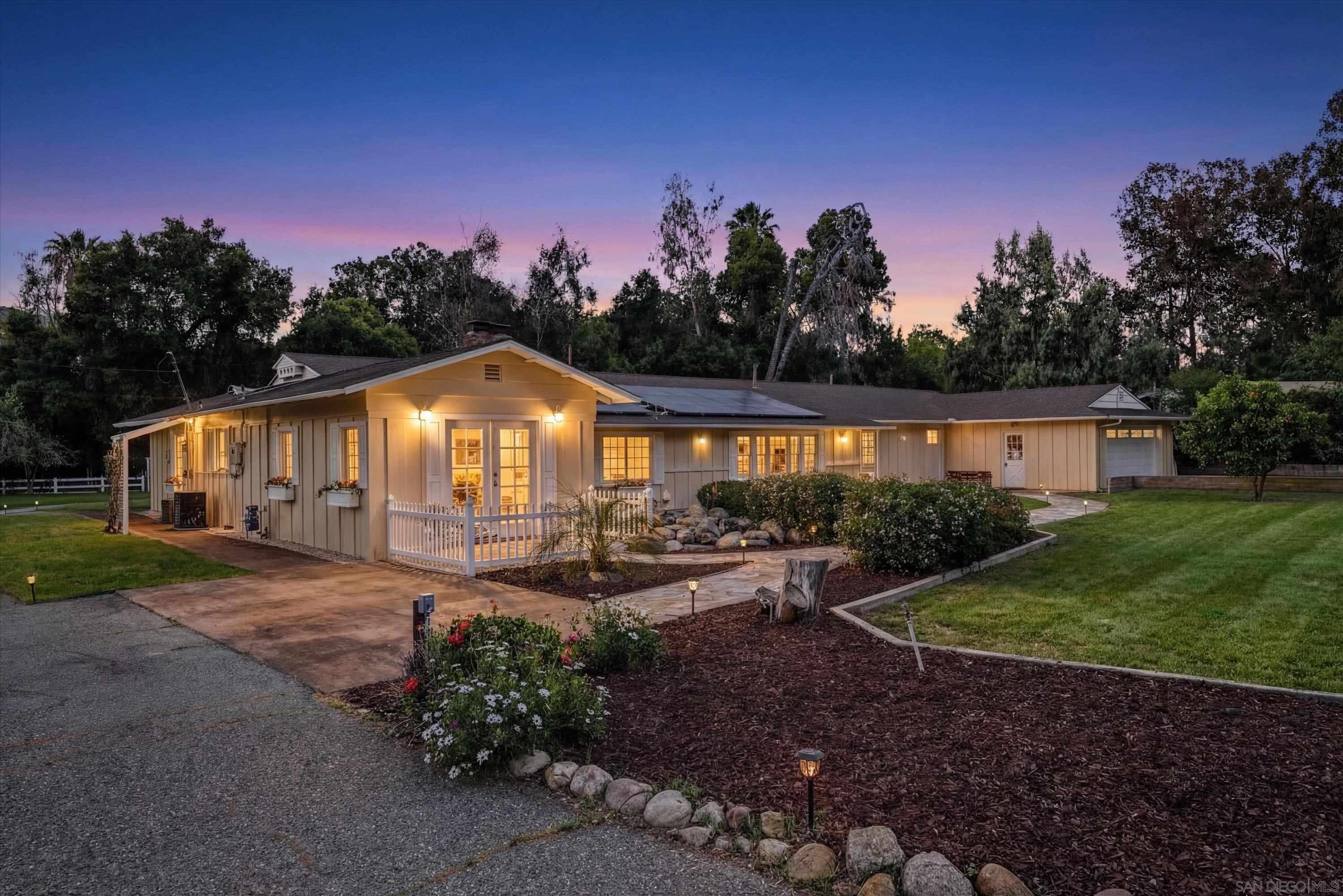 Detail Gallery Image 31 of 31 For 12811  Beeler Creek Trl, Poway,  CA 92064 - 5 Beds | 3 Baths