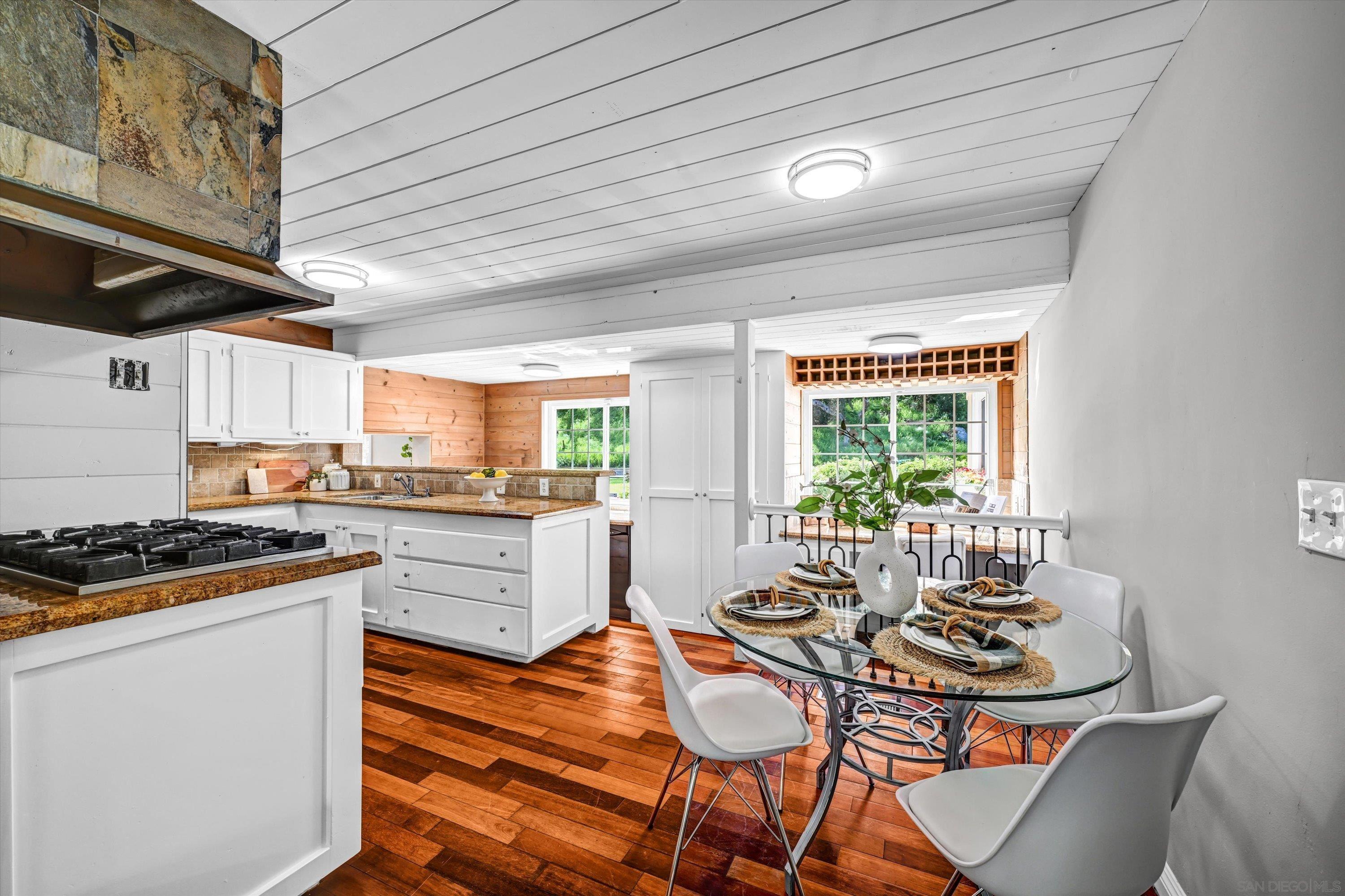 Detail Gallery Image 10 of 31 For 12811  Beeler Creek Trl, Poway,  CA 92064 - 4 Beds | 2 Baths