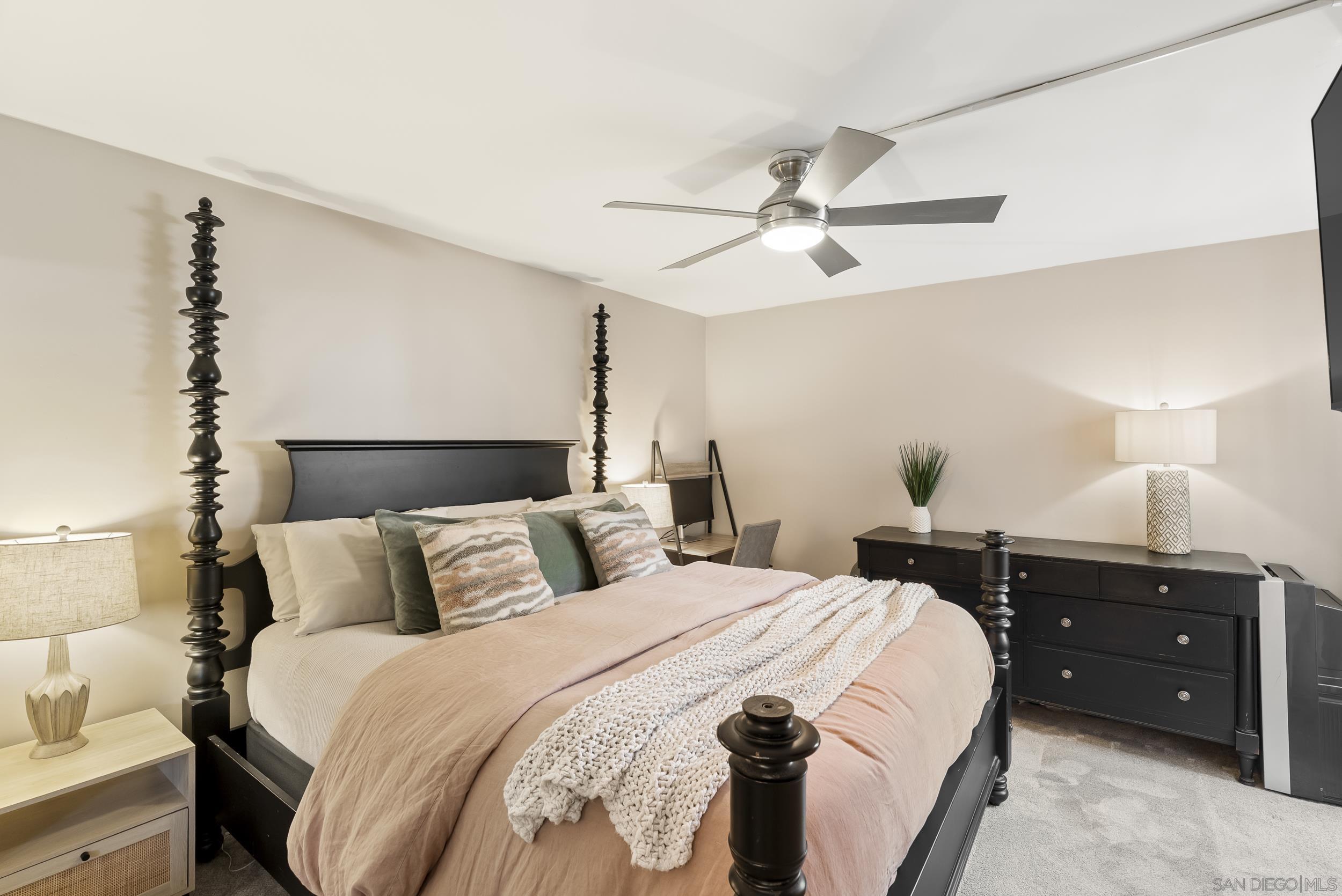 Detail Gallery Image 12 of 31 For 7938  Mission Center Ct.  #H,  San Diego,  CA 92108 - 2 Beds | 1 Baths