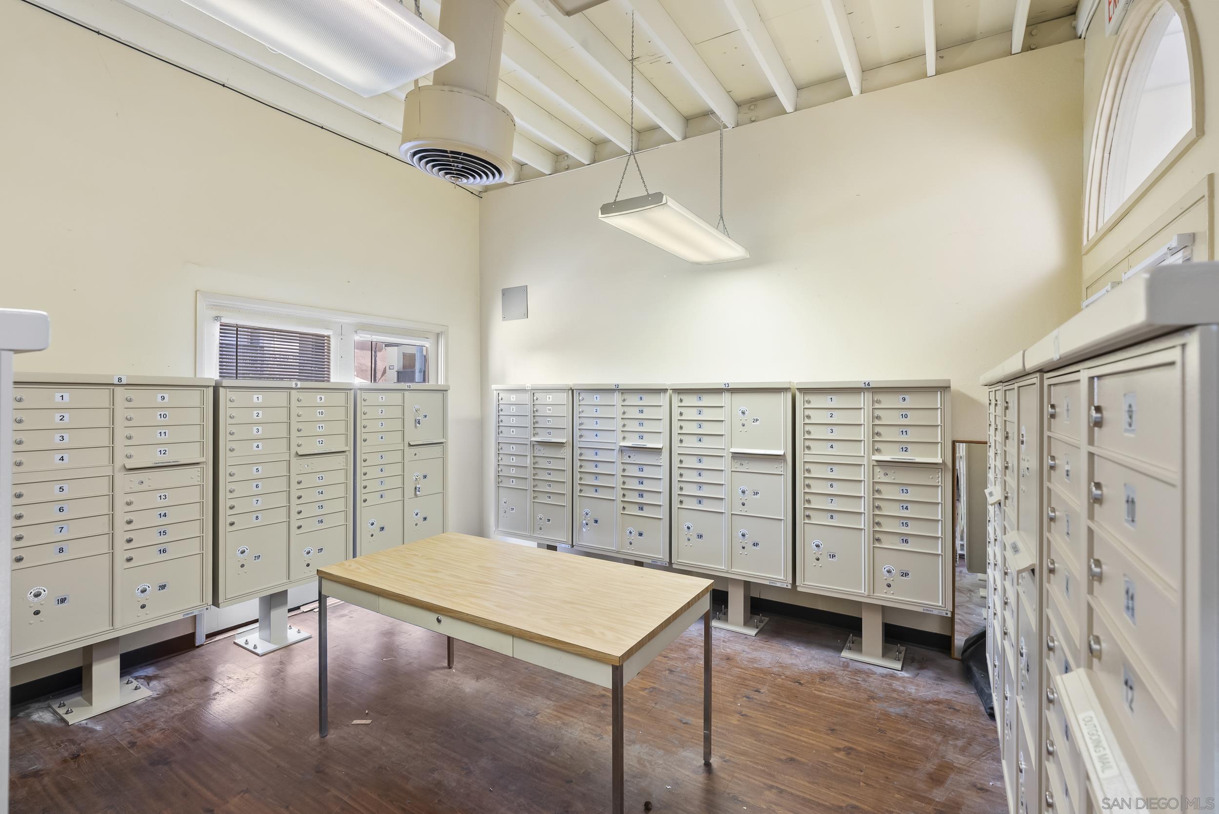 Detail Gallery Image 27 of 31 For 7938  Mission Center Ct.  #H,  San Diego,  CA 92108 - 2 Beds | 1 Baths